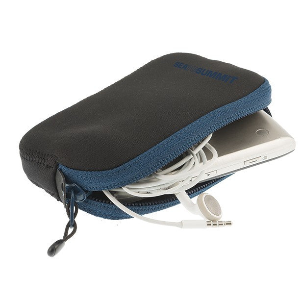 Sea to Summit Travelling Light ™ Padded Pouch - Compact Travel Organizer for Toiletries & Essentials | Water-Resistant Storage Bag for Camping, Hiking & Backpacking Trips