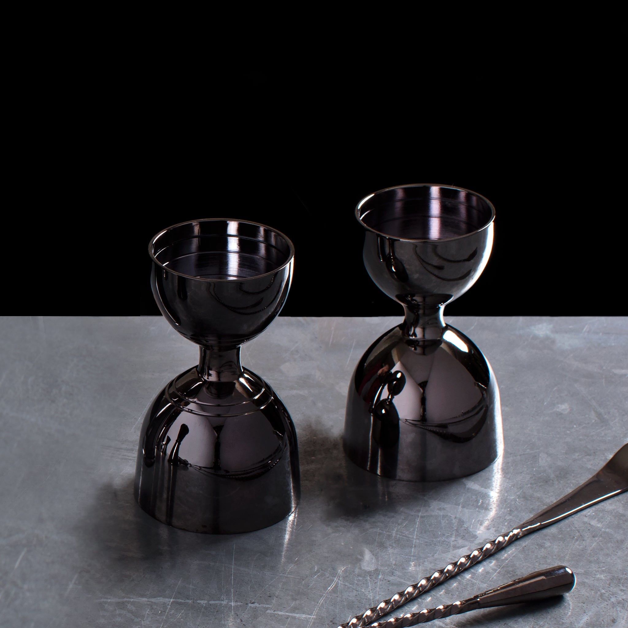 LEOPOLD® Professional Jigger 1oz & 2oz - Premium Gunmetal Black Cocktail Measuring Tool for Bartenders & Home Mixologists - Perfect for Craft Cocktails, Martini, and Whiskey Drinks