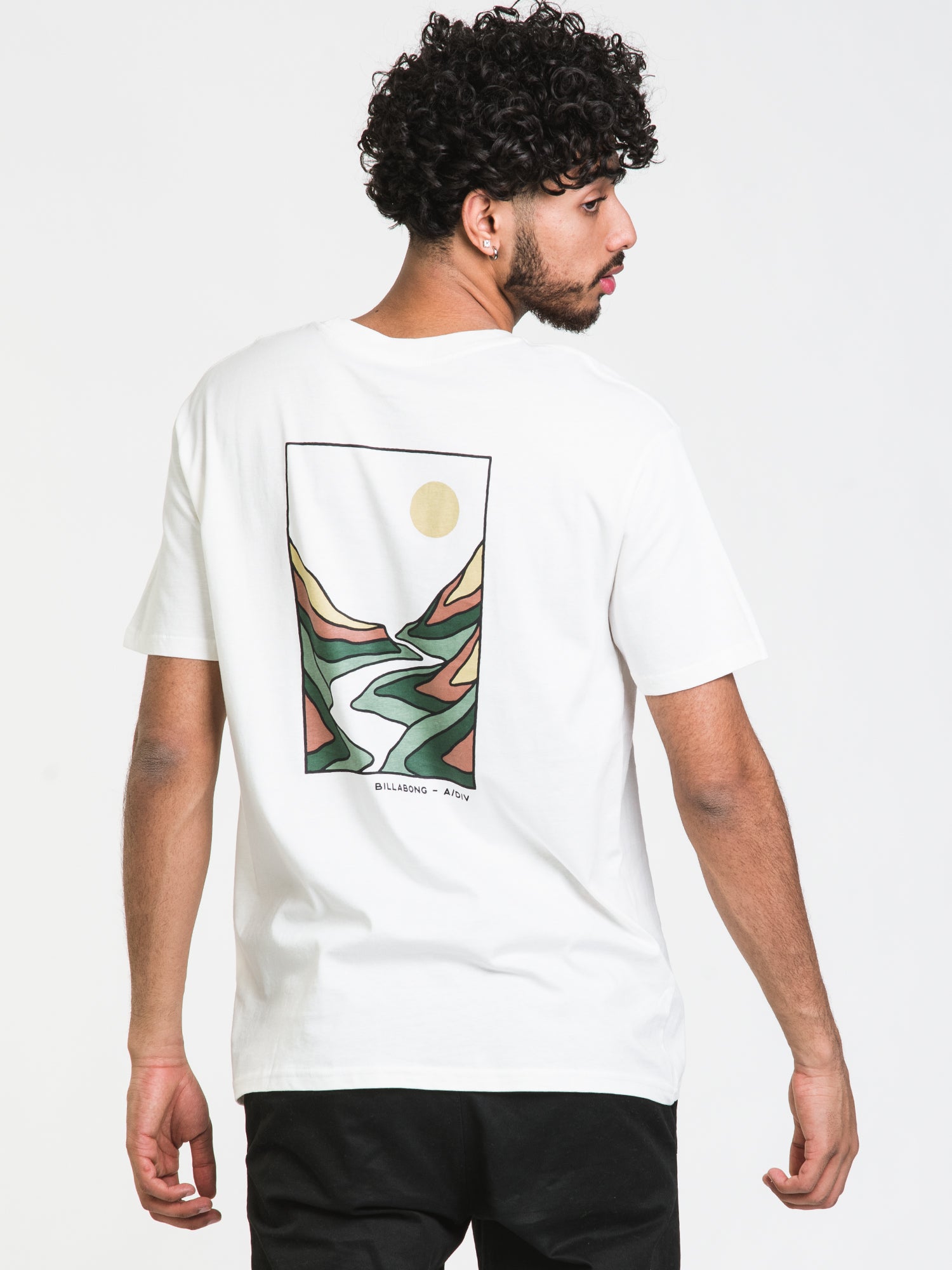 BILLABONG Gateway T-Shirt - Men's Graphic Tee for Casual Wear | Summer Street Style & Beach Outfits