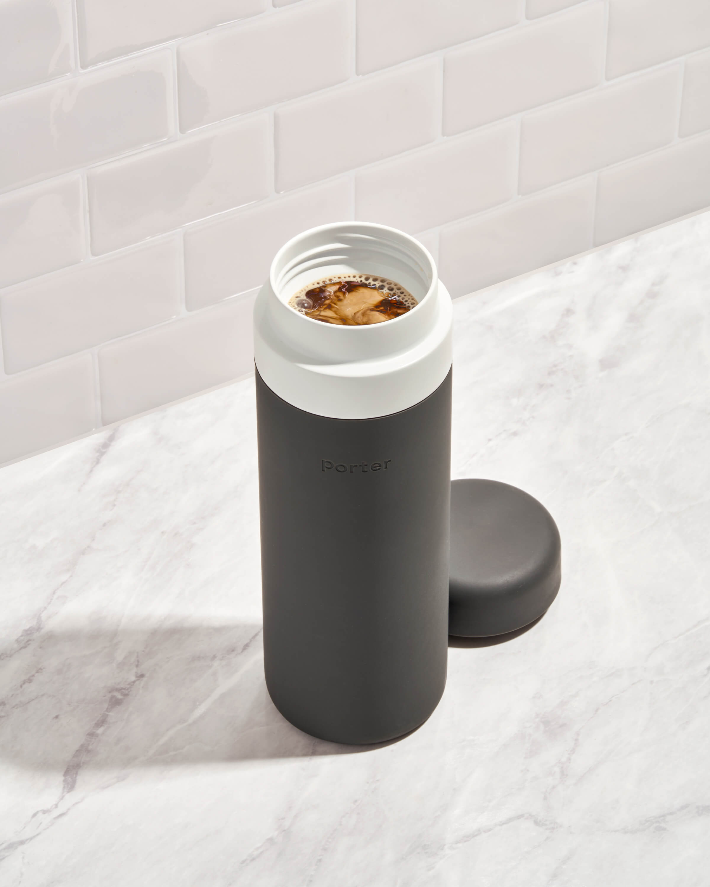 Premium Stainless Steel Insulated Water Bottle - 24oz Leak Proof, Double Wall Vacuum Insulation for Hot & Cold Drinks - Perfect for Hiking, Gym, Office & Travel