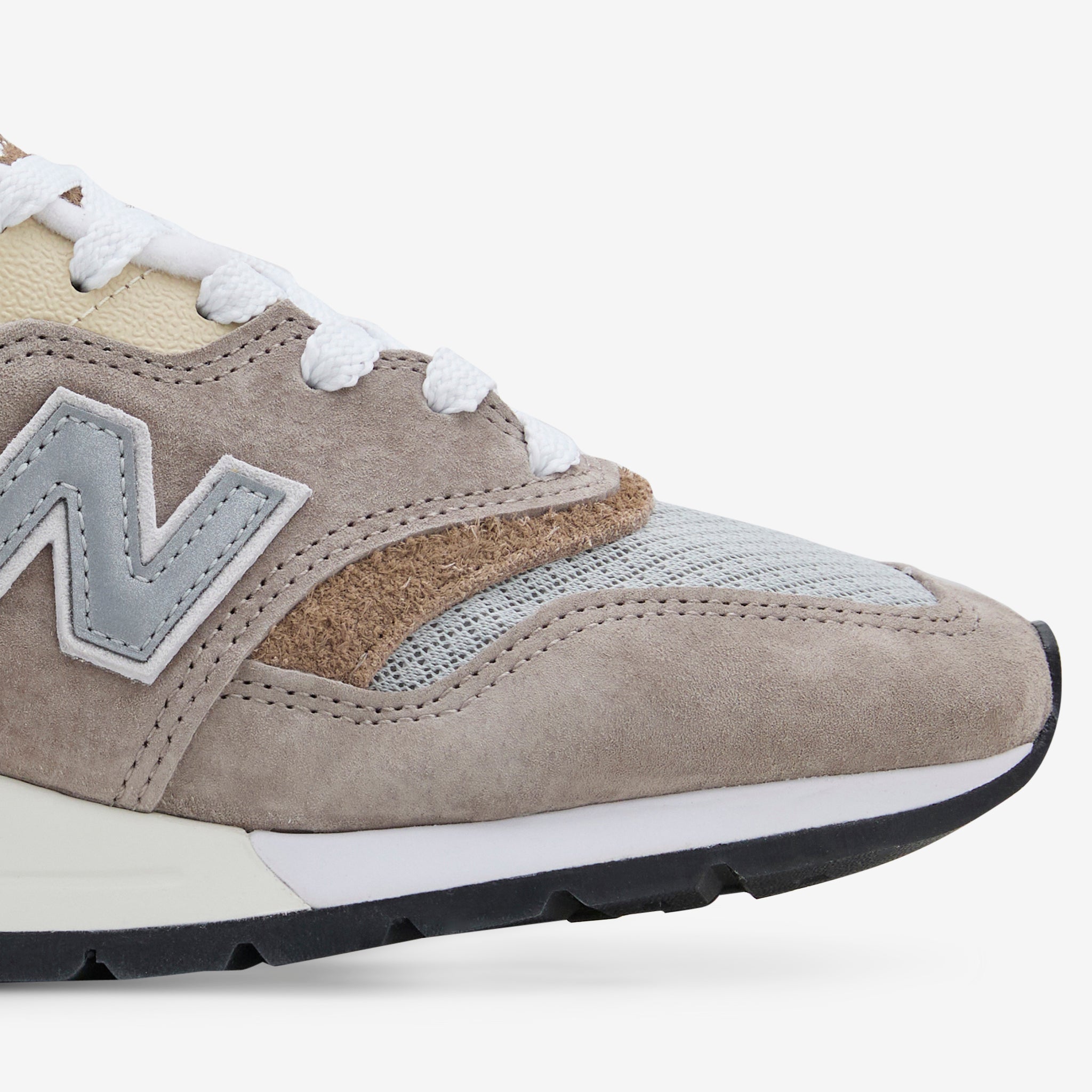 Authentic Made in USA 997 Light Mushroom Sneakers in Mirage Grey - Perfect for Casual Wear, Running & Street Style
