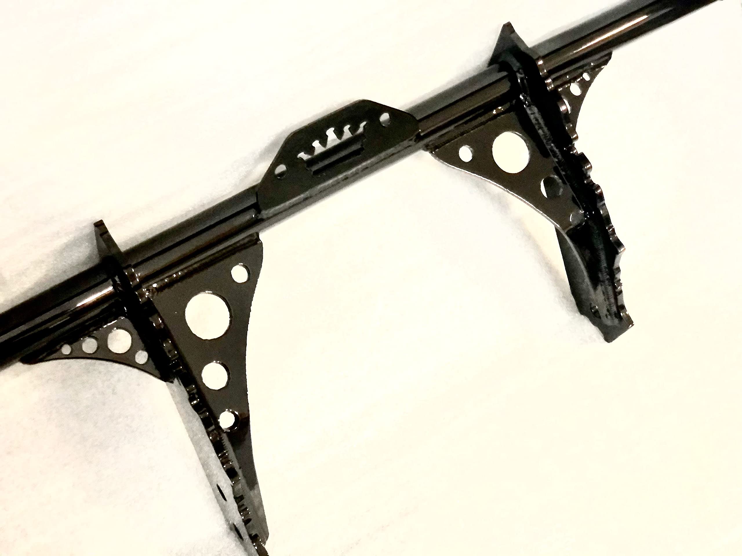 Highway Peg Crash Bar for Harley Dyna 2006-2017 | California Side Plates | Footrest for Long Rides & Comfortable Cruising
