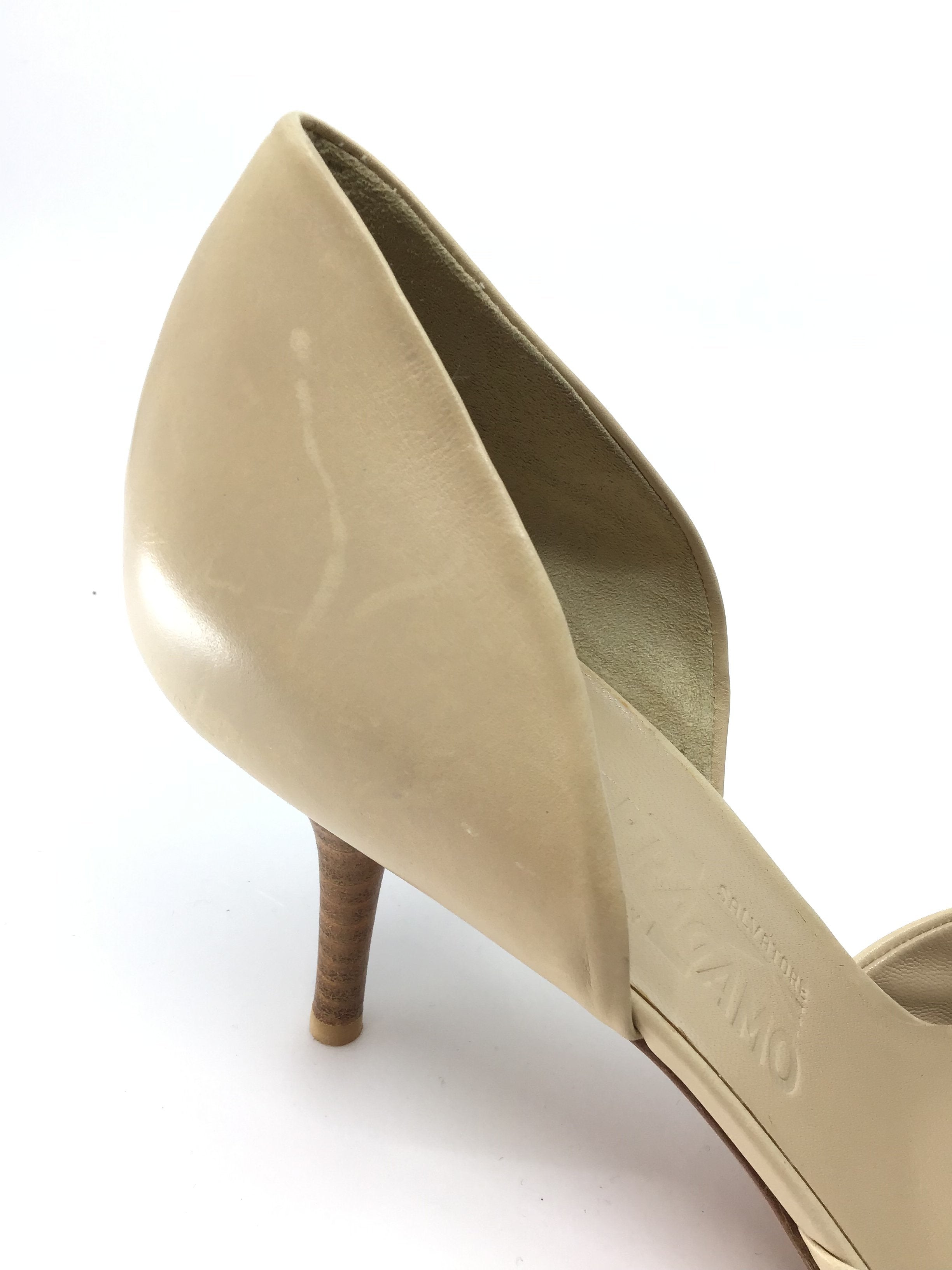 Salvatore Ferragamo Women's Size 9.5 Leather Pumps - Elegant High Heel Dress Shoes for Work, Party & Special Occasions