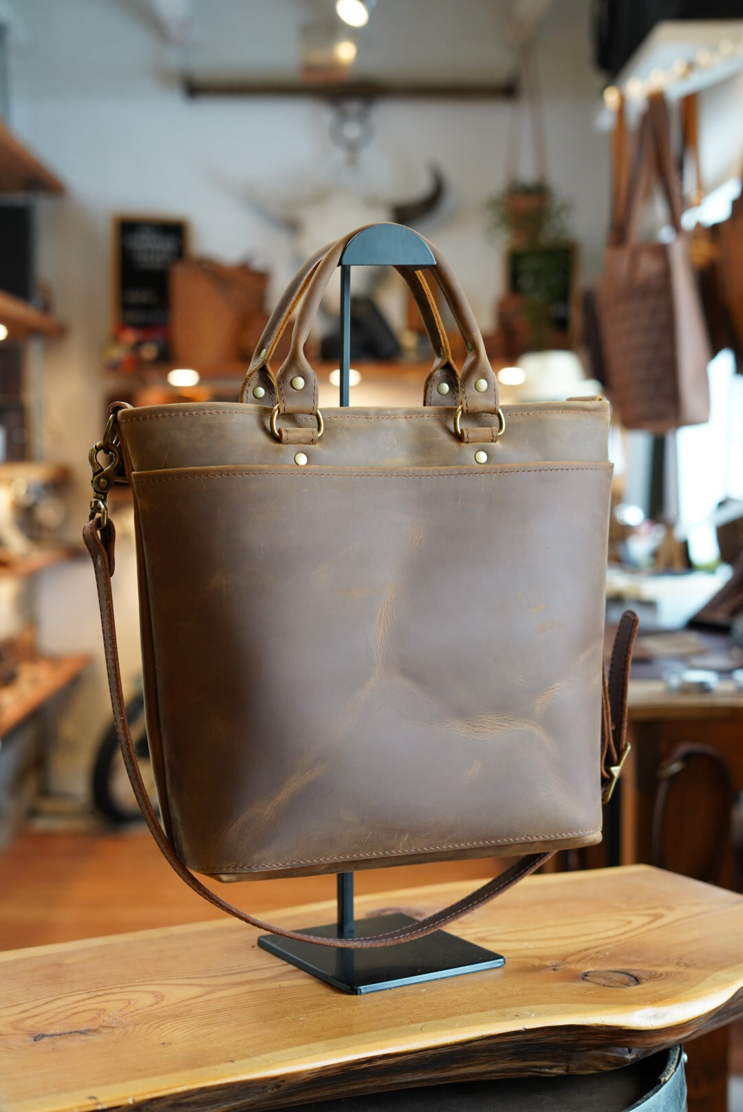 Premium Leather Handbag for Women - Loco Gaucho Brown Crossbody Purse | Fashionable & Durable Everyday Bag for Work, Travel & Shopping