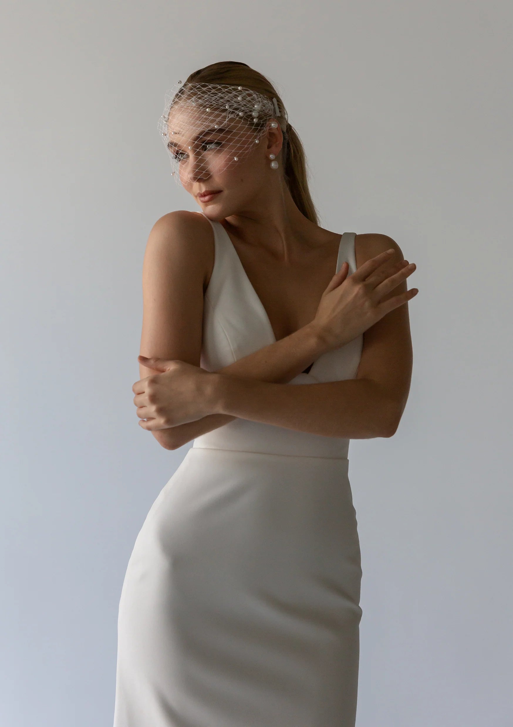 Lola Knight Harlow Pearl Birdcage Veil Ivory - Elegant Bridal Headpiece for Weddings, Vintage Photo Shoots & Special Occasions