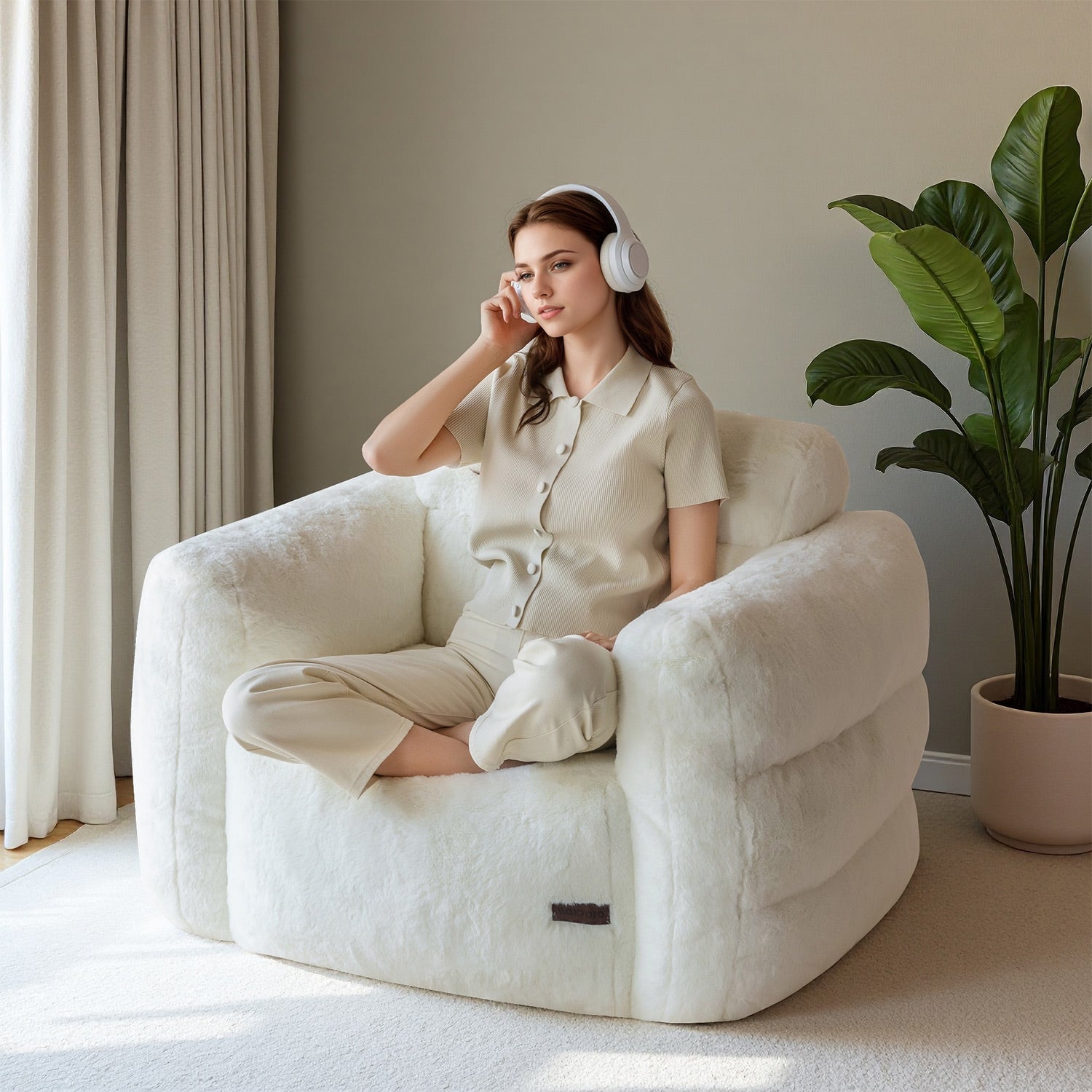 MAXYOYO Giant Bean Bag Chair - Ultra Soft Fluffy Oversized Bean Bag Sofa for Adults & Teens, Cozy Reading Nook Chair, Lounge Chair for Bedroom, Living Room, Dorm - Beige (Perfect for Relaxing, Gaming & Movie Nights)
