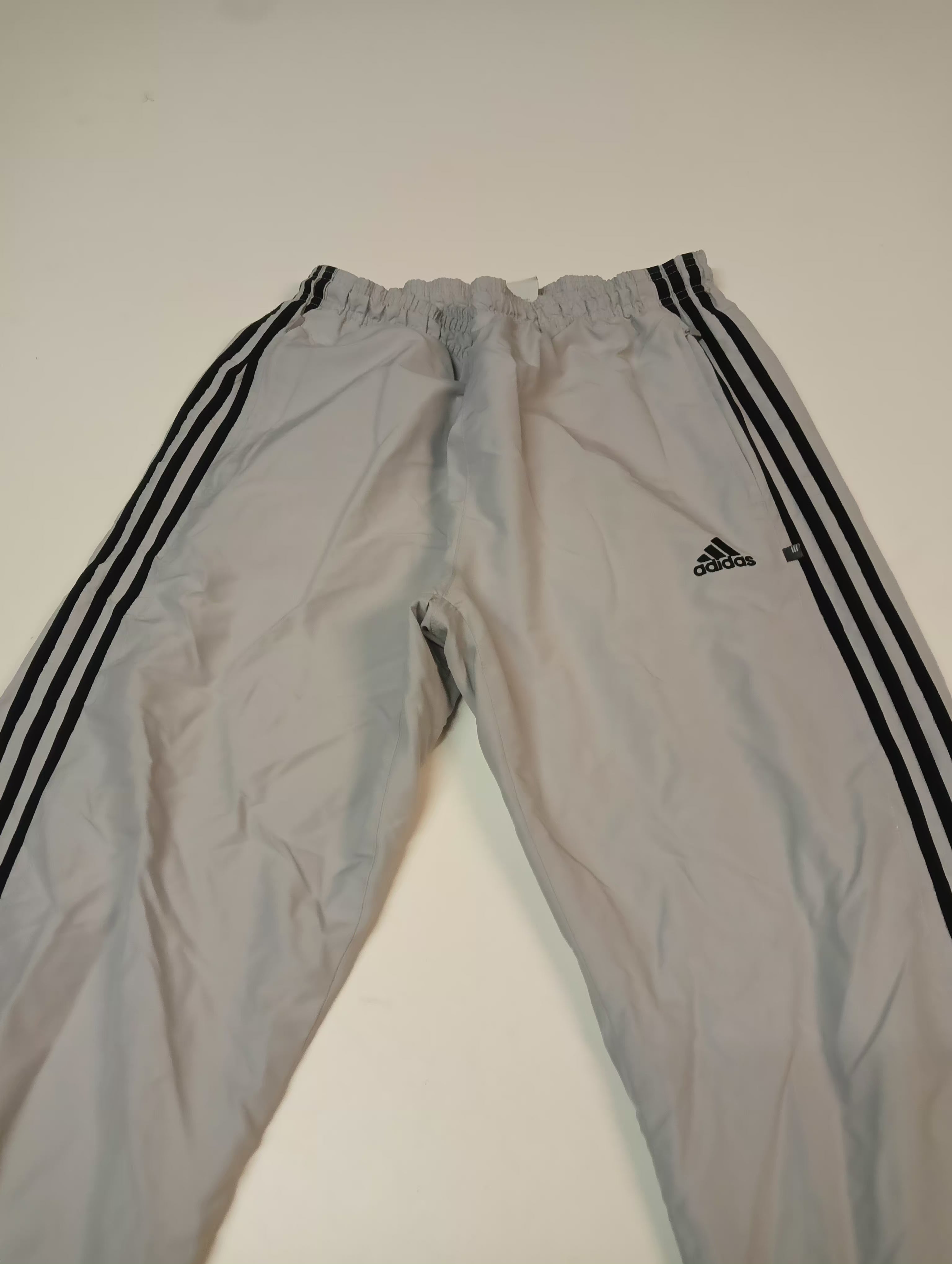 Adidas Vintage Trackpants Men's Baggy Joggers 1691 - Retro Athletic Pants for Casual Wear, Street Style & Lounge Comfort