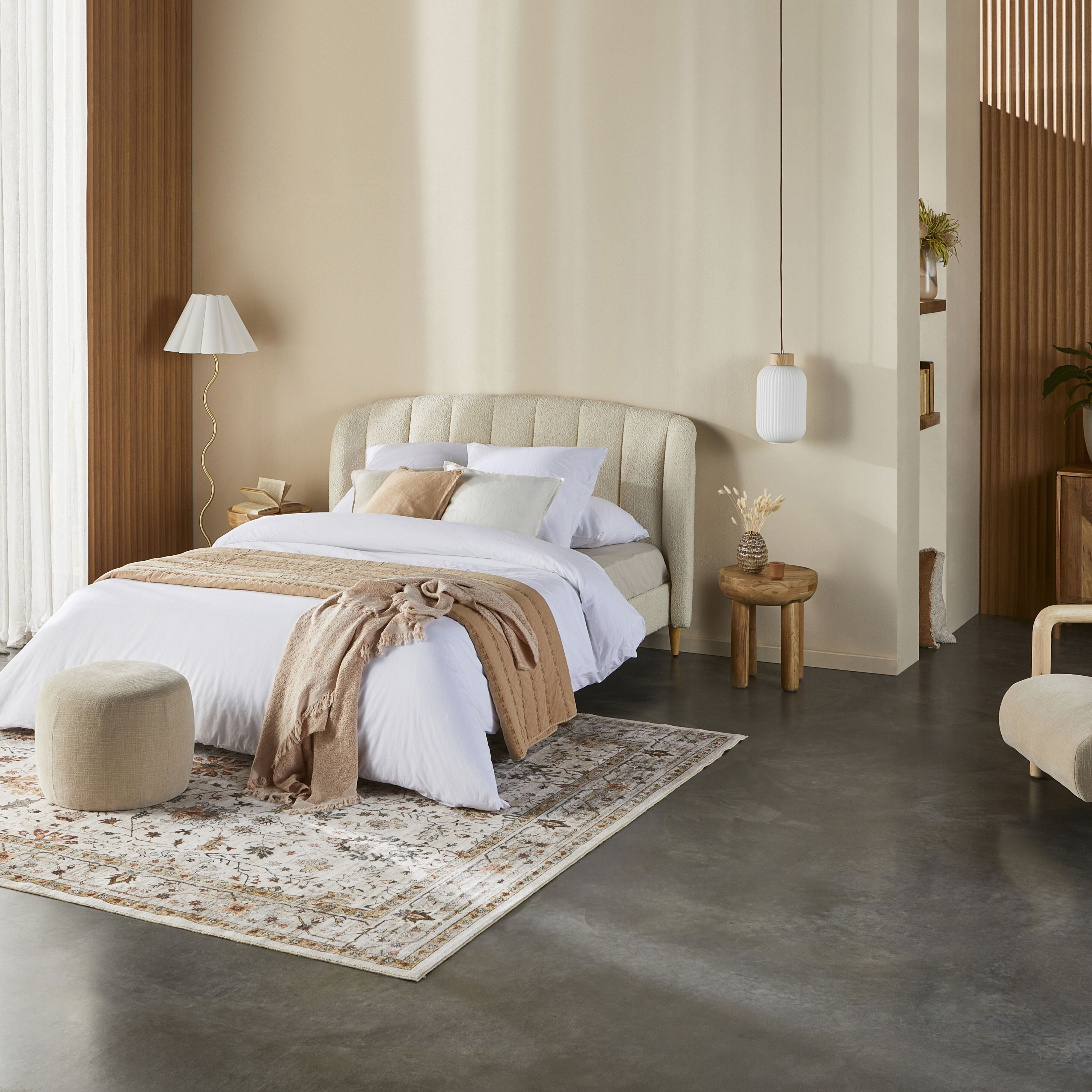 Boucle Upholstered Queen Size Bed Frame - Modern Fabric Platform Bed with Solid Wood Legs for Bedroom Decor | Perfect for Master Bedroom, Guest Room, and Apartment Living