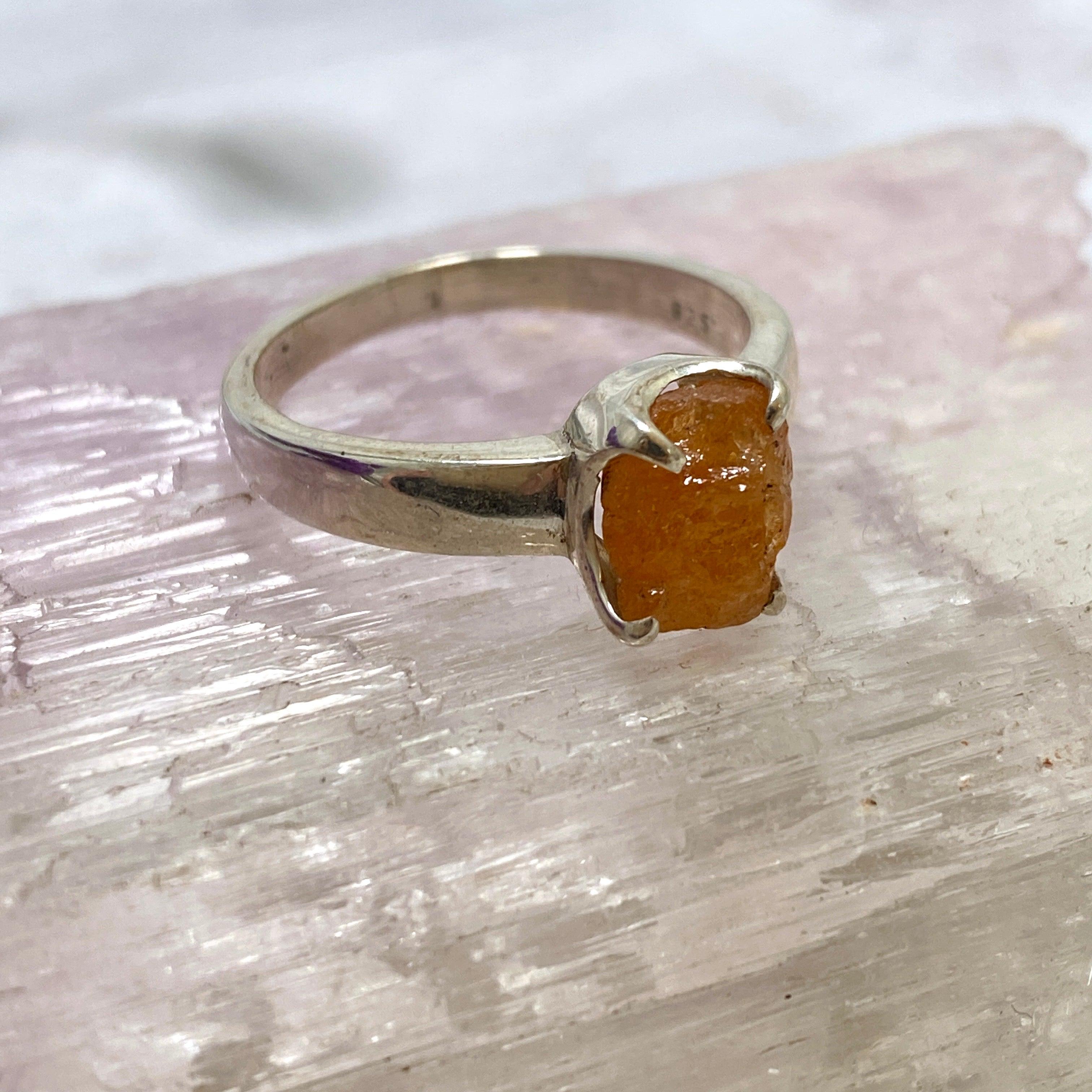 Natural Mandarin Garnet Raw Ring with Claw Setting - Size 8.5 (PRGJ213) - Perfect for Boho Jewelry, Wedding Bands & Everyday Elegance