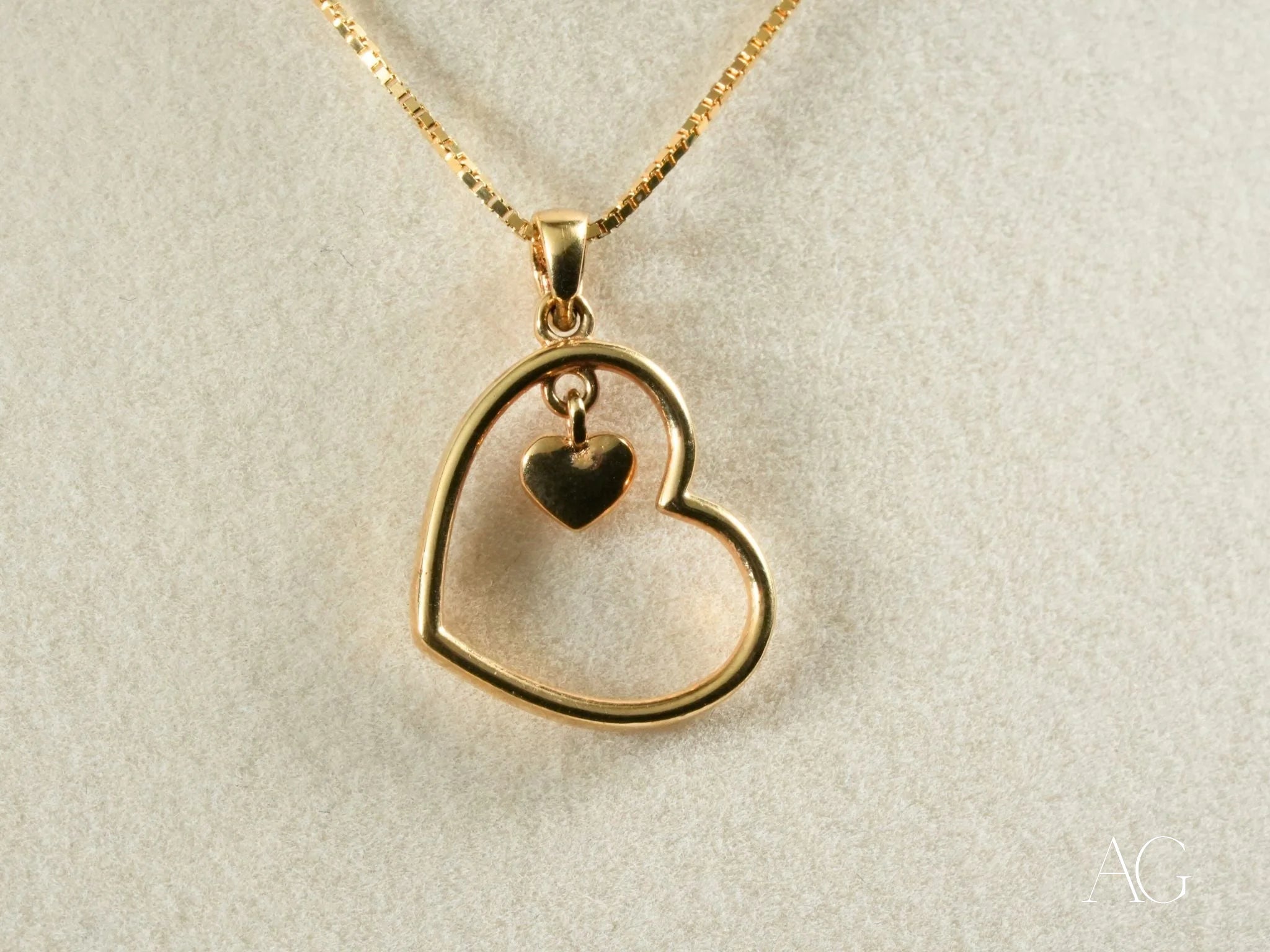 Golden Heart Pendant Necklace for Women - Elegant 14K Gold Plated Jewelry Gift for Valentine's Day, Anniversary & Special Occasions
