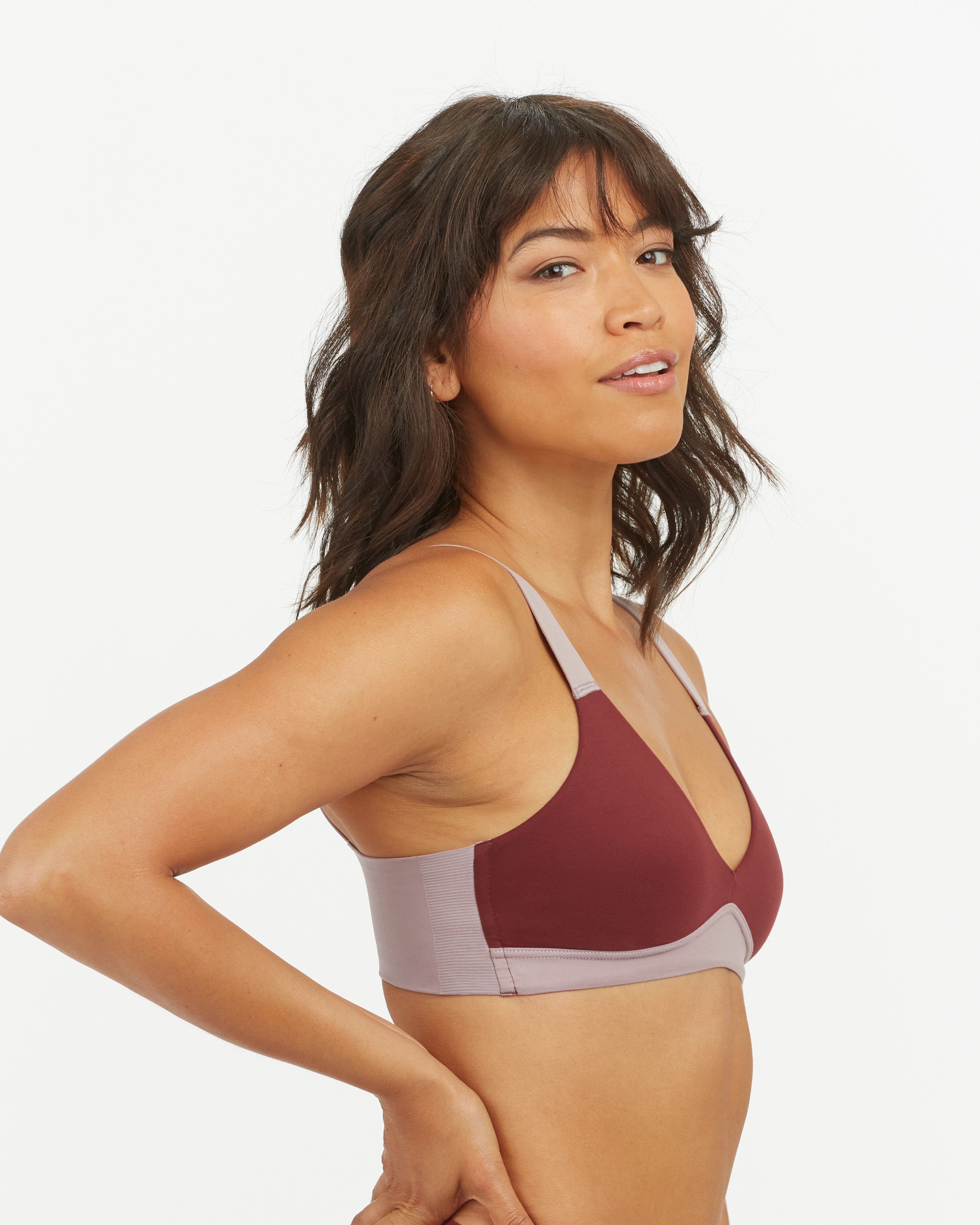 SPANX Smooth Comfort Unlined Bralette - Wireless Seamless Bra for Everyday Wear & Lounge - Perfect for Yoga, Work from Home & Relaxation