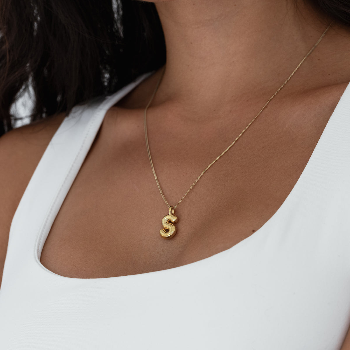 Helium Initial Necklace - Personalized Name Necklace for Women, Custom Letter Pendant Jewelry - Perfect for Gifts, Anniversaries, and Everyday Wear