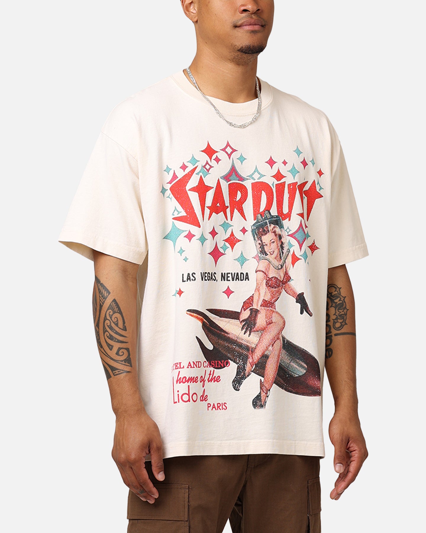 Vintage Stardust Casino T-Shirt - Retro American Thrift White Tee for Men & Women - Perfect for Casual Wear, Themed Parties & Vintage Lovers