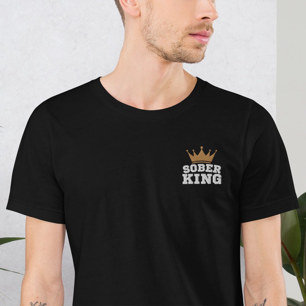 Sober King Embroidered Unisex T-Shirt - Comfortable Casual Cotton Tee for Men & Women - Perfect for Streetwear, Parties, and Everyday Fashion