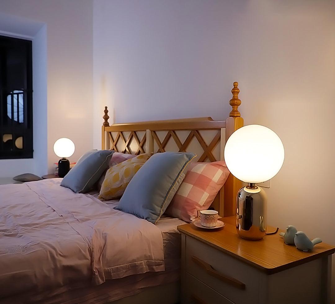Modern Kade Table Lamp - Adjustable LED Desk Light with USB Port for Home Office, Bedroom & Study - Perfect for Reading, Working & Nightstand Use