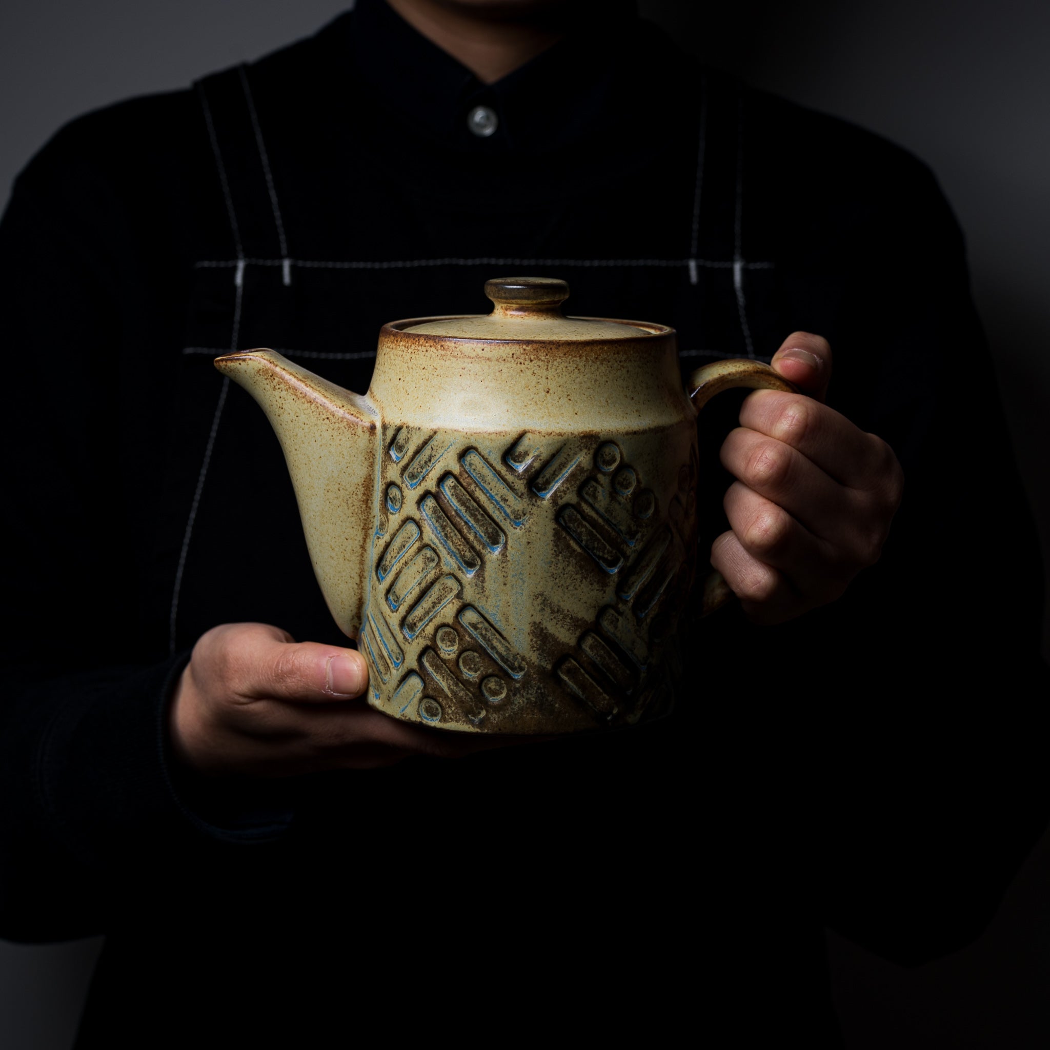 Premium Seto Ware KASHIWA Japanese Ceramic Teapot 600ml - Authentic Handcrafted Tea Pot for Green Tea, Black Tea & Herbal Brewing - Perfect for Home, Office & Tea Ceremonies