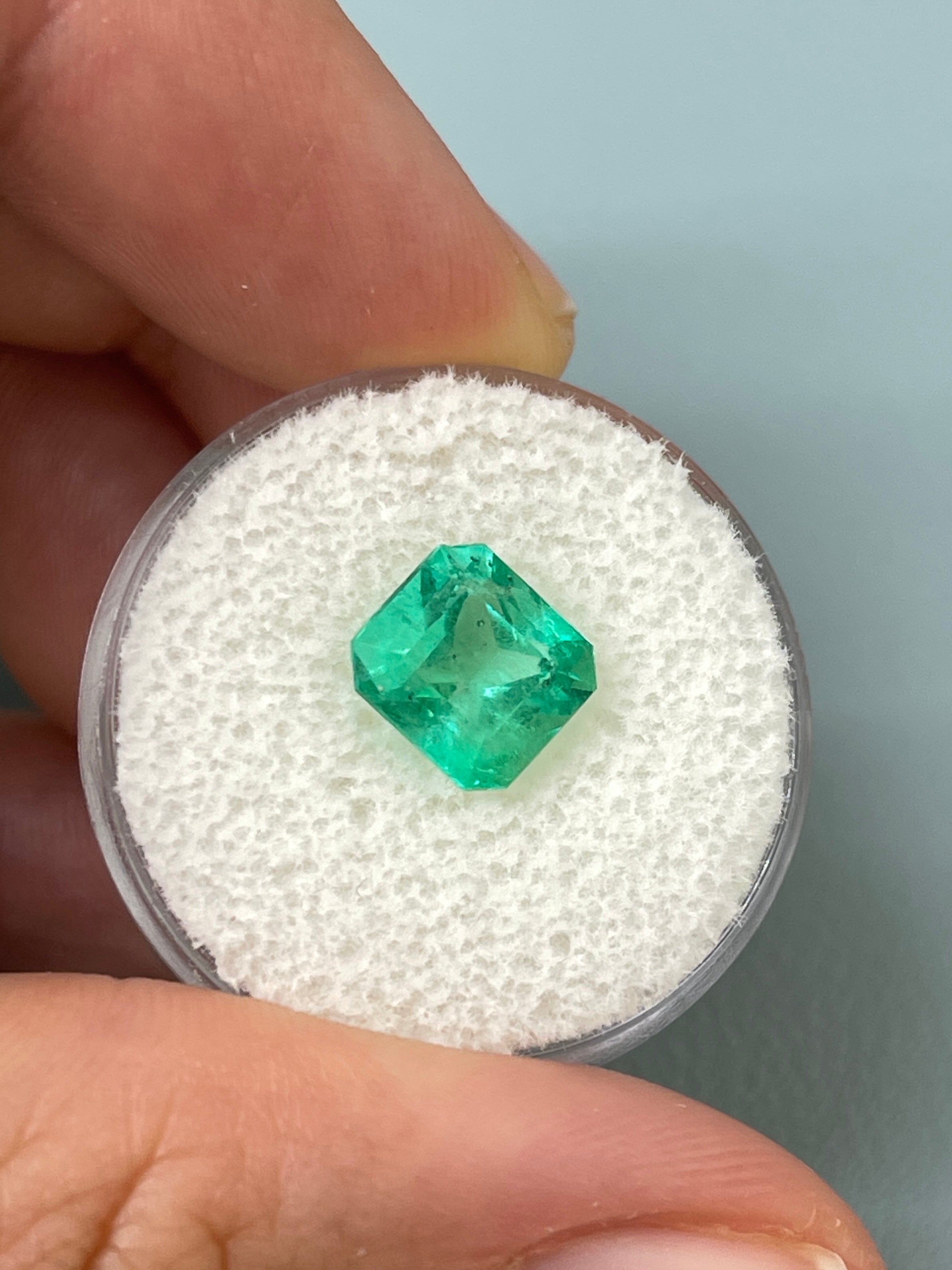 2.76 Carat 9x8mm Natural Colombian Emerald - Yellowish Green Loose Gemstone, Asscher Cut for Jewelry Making, Engagement Rings & Luxury Gifts