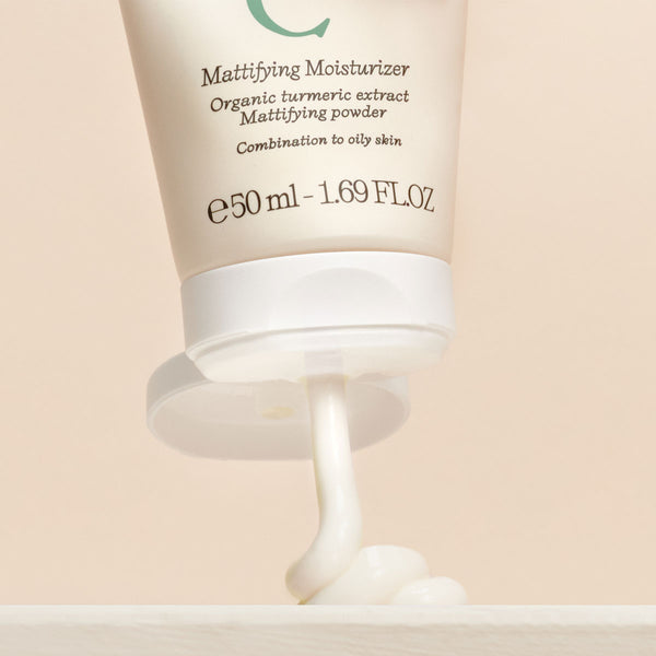Oil-Free Mattifying Moisturizer for Oily Skin - 50ml Hydrating Face Cream with Vitamin E | Daily Use for Shine Control & Pore Minimizing | Perfect for Makeup Base & Summer Skincare
