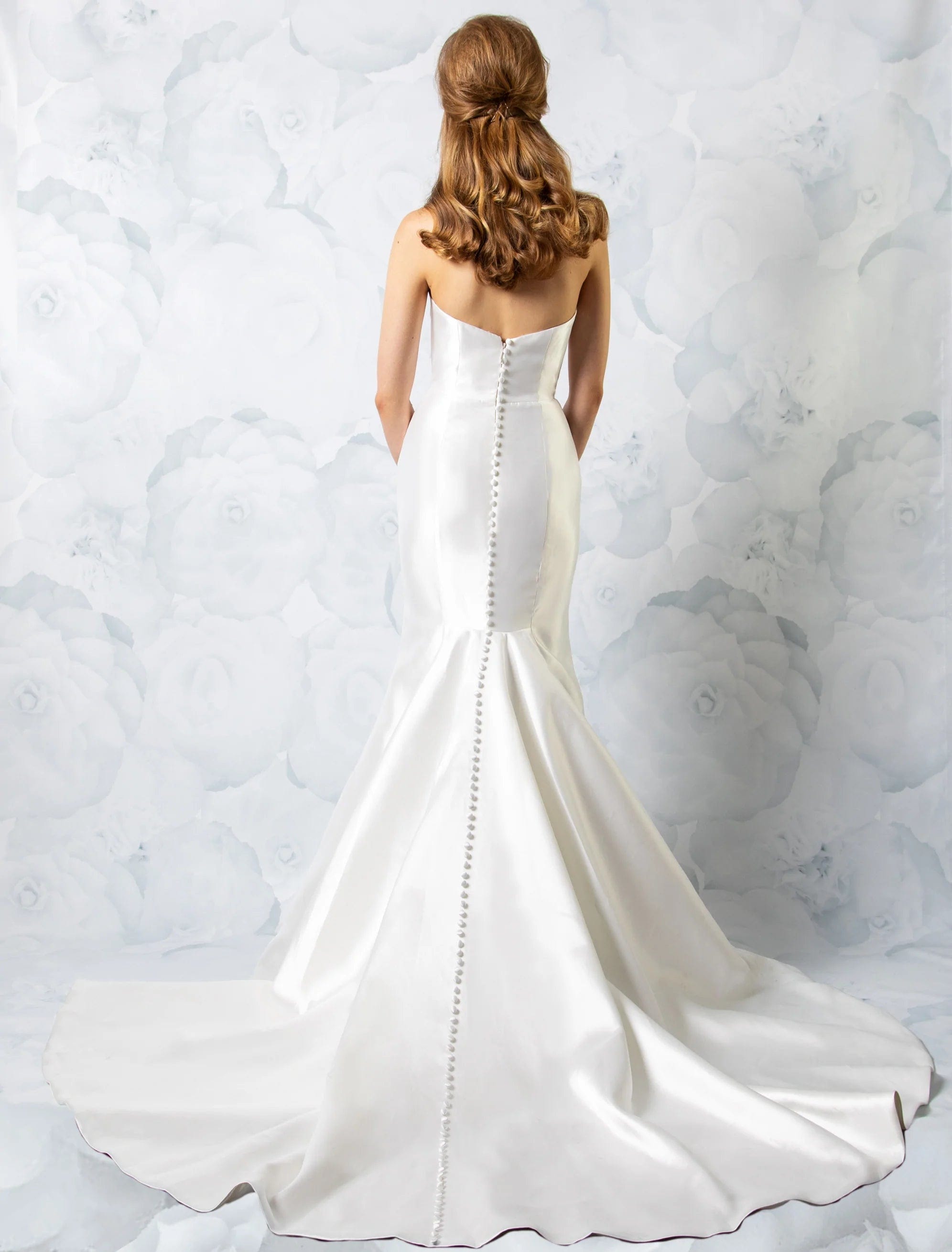 Antonio Gual Janet Size 2 Women's Fashion Dress - Perfect for Parties, Weddings & Special Occasions