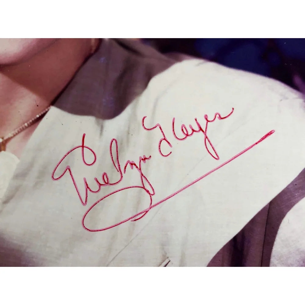 Evelyn Keyes Signed 8x10 Photo - JSA COA Authenticated Autograph - Gone with the Wind Suellen O'Hara - Collectible Memorabilia for Movie Fans & Vintage Hollywood Enthusiasts - Perfect for Display in Home Theater, Man Cave or Collector's Showcase