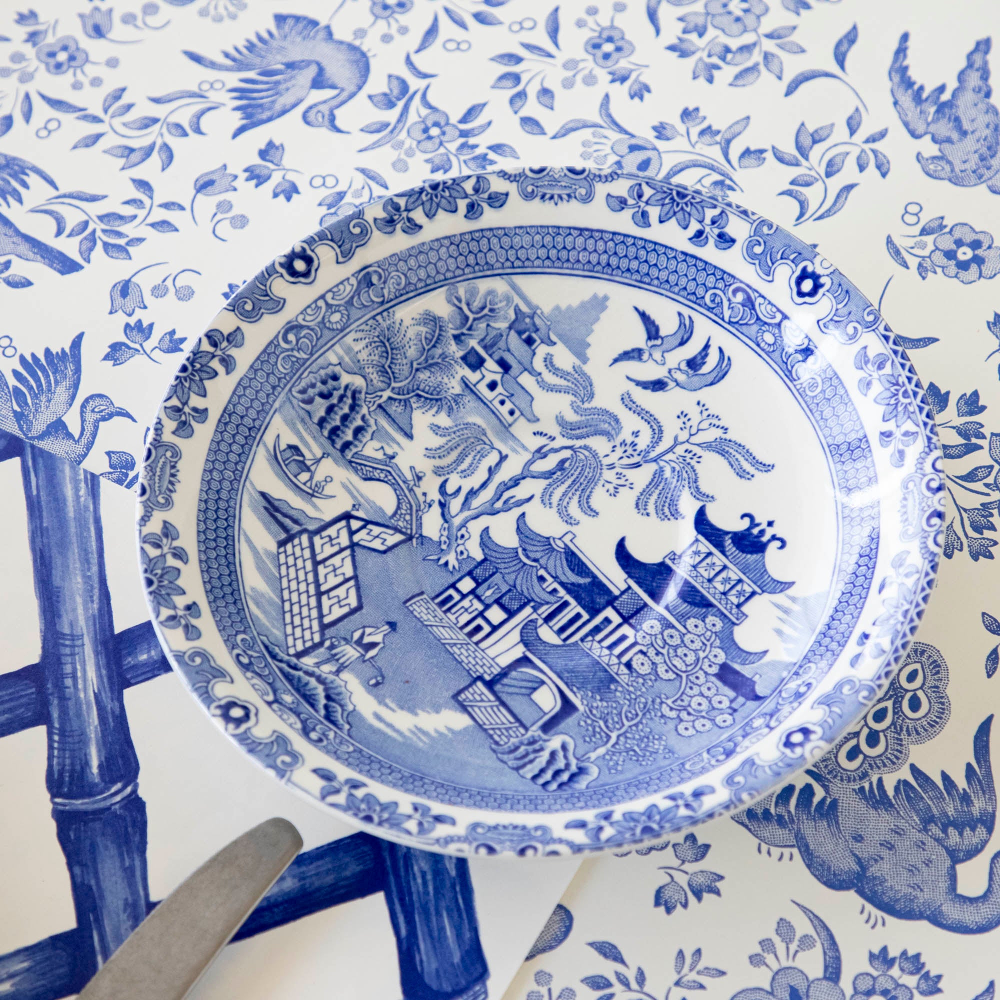 Blue Willow Dinnerware Set by Burleigh – Elegant English Bone China Plates, Bowls & Cups – Perfect for Formal Dining, Tea Parties & Home Decor