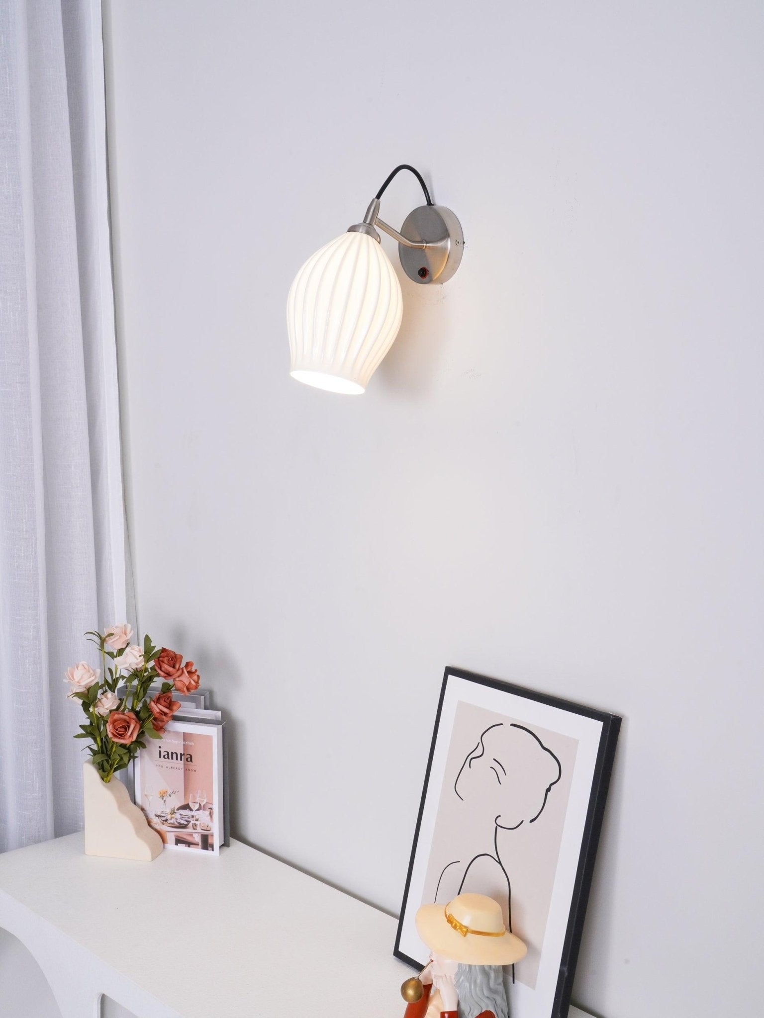 Modern Ceramic Ribbed Wall Light Fixture - Sleek & Stylish Indoor/Outdoor Sconce for Living Room, Bedroom, or Patio Lighting