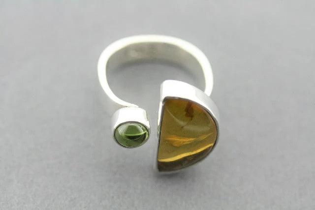 Moon and Star Ring with Amber and Citrine Gemstones - Perfect for Boho Fashion, Gift Giving, and Spiritual Jewelry Lovers