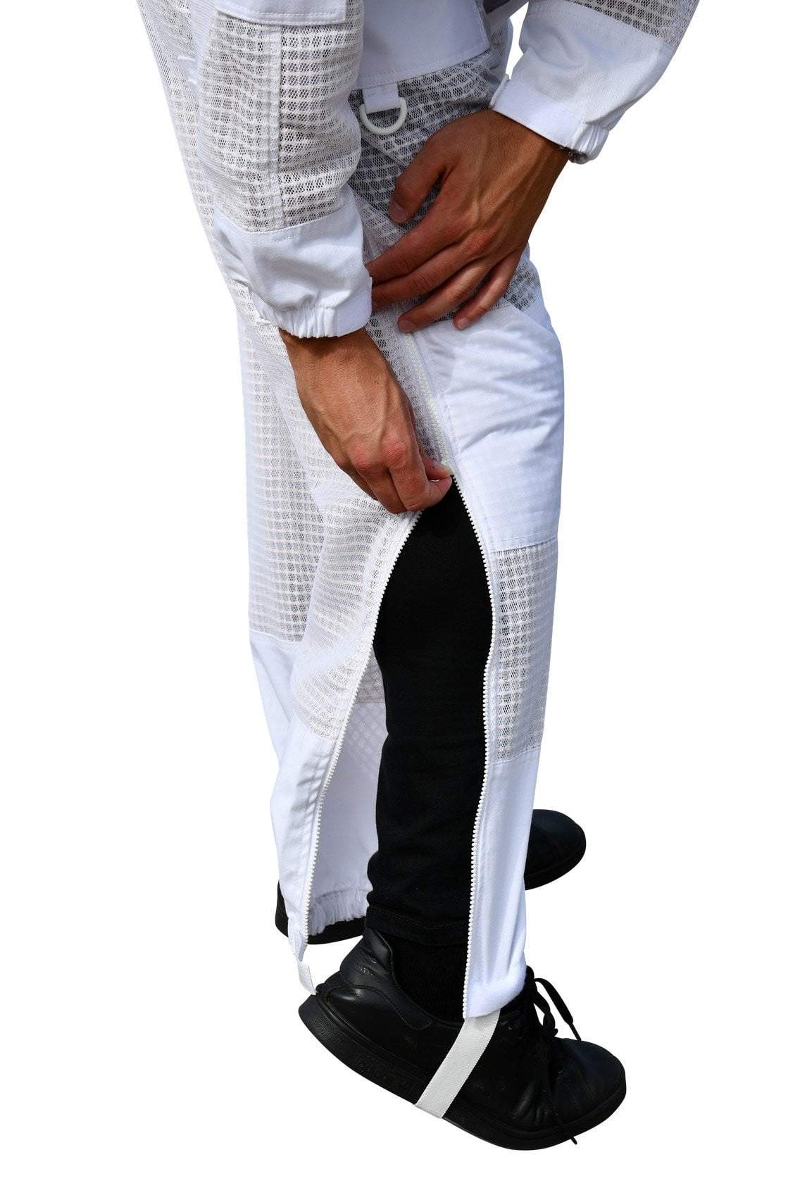 OZ ARMOUR 3-Layer Mesh Ventilated Beekeeping Suit with Fencing Veil - Full Body Protection for Beekeepers, Honey Harvesting & Apiary Work - Durable Beekeeping Gear for Professionals & Hobbyists