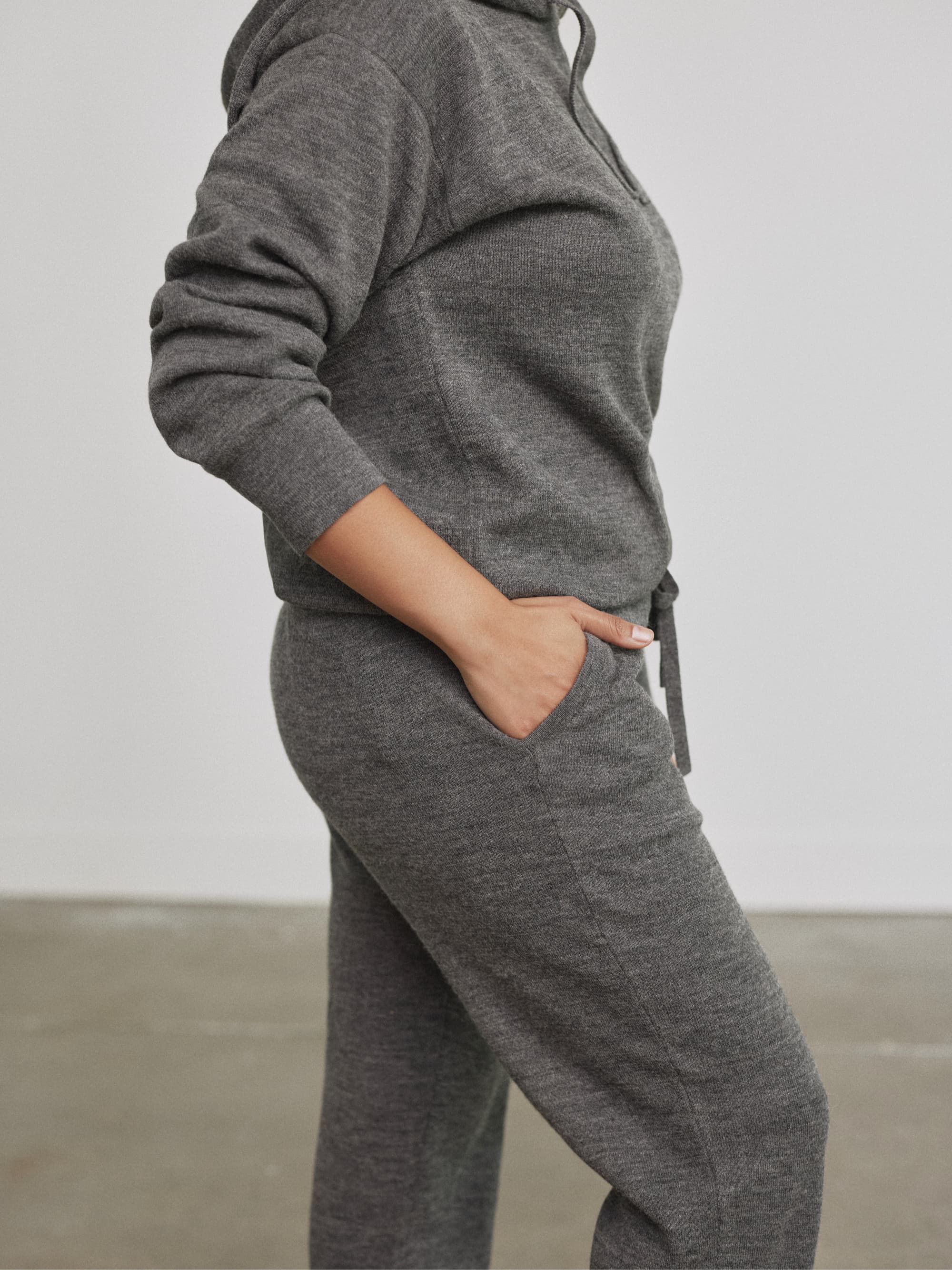Premium Alpaca Pima Cotton Jogger Pants for Men & Women - Soft, Breathable & Comfortable Lounge Wear for Home, Yoga & Travel