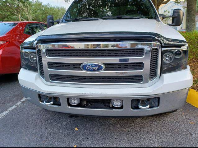 2000-2005 Ford Excursion Hood Deflector Bug Shield - Heavy Duty Hood Protector & Windshield Guard for Truck & SUV - Perfect for Highway Driving & Off-Road Adventures