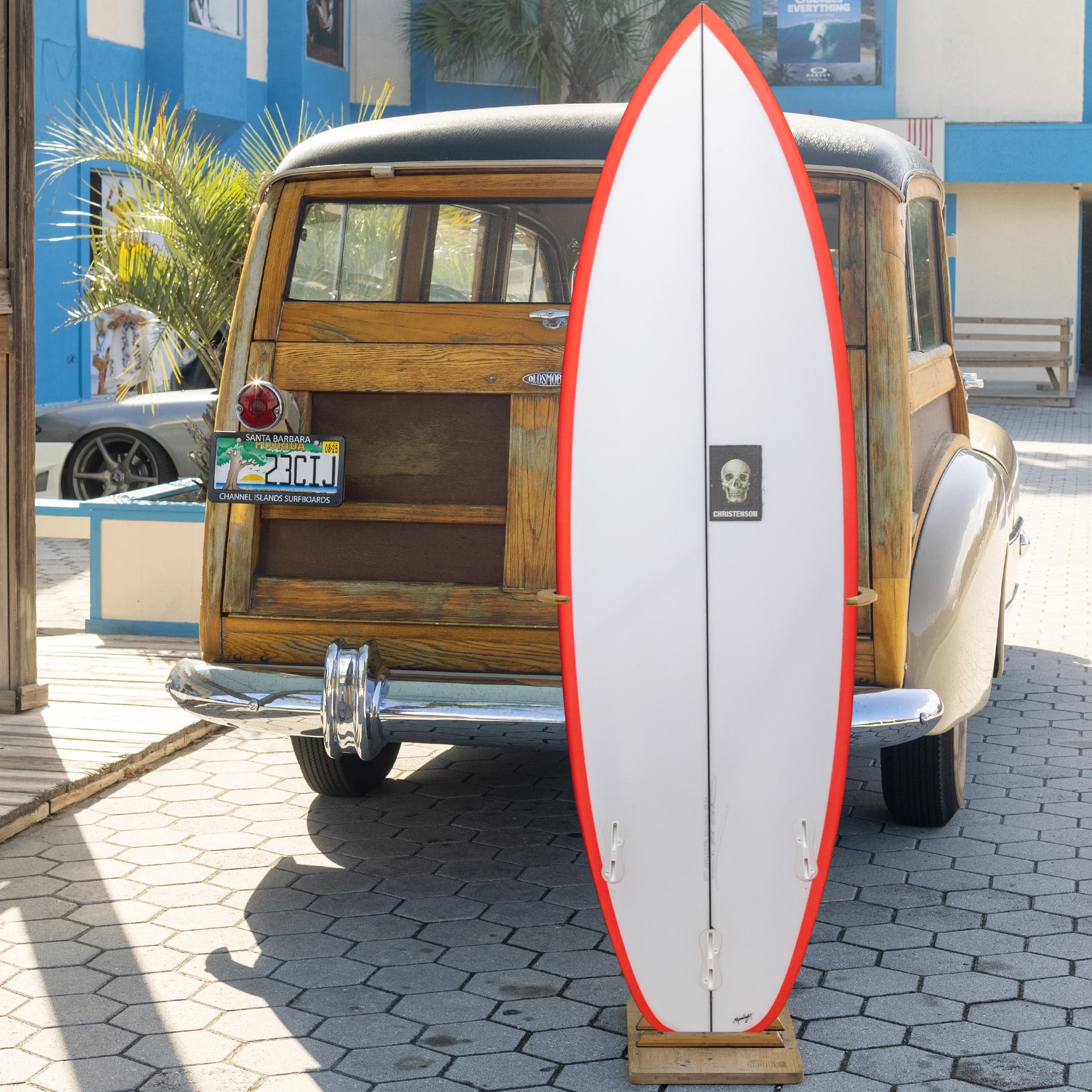 Christenson Ocean Pro 1 5'10 Surfboard with FCS II Fin System - Perfect for Intermediate to Advanced Surfers in Beach Waves