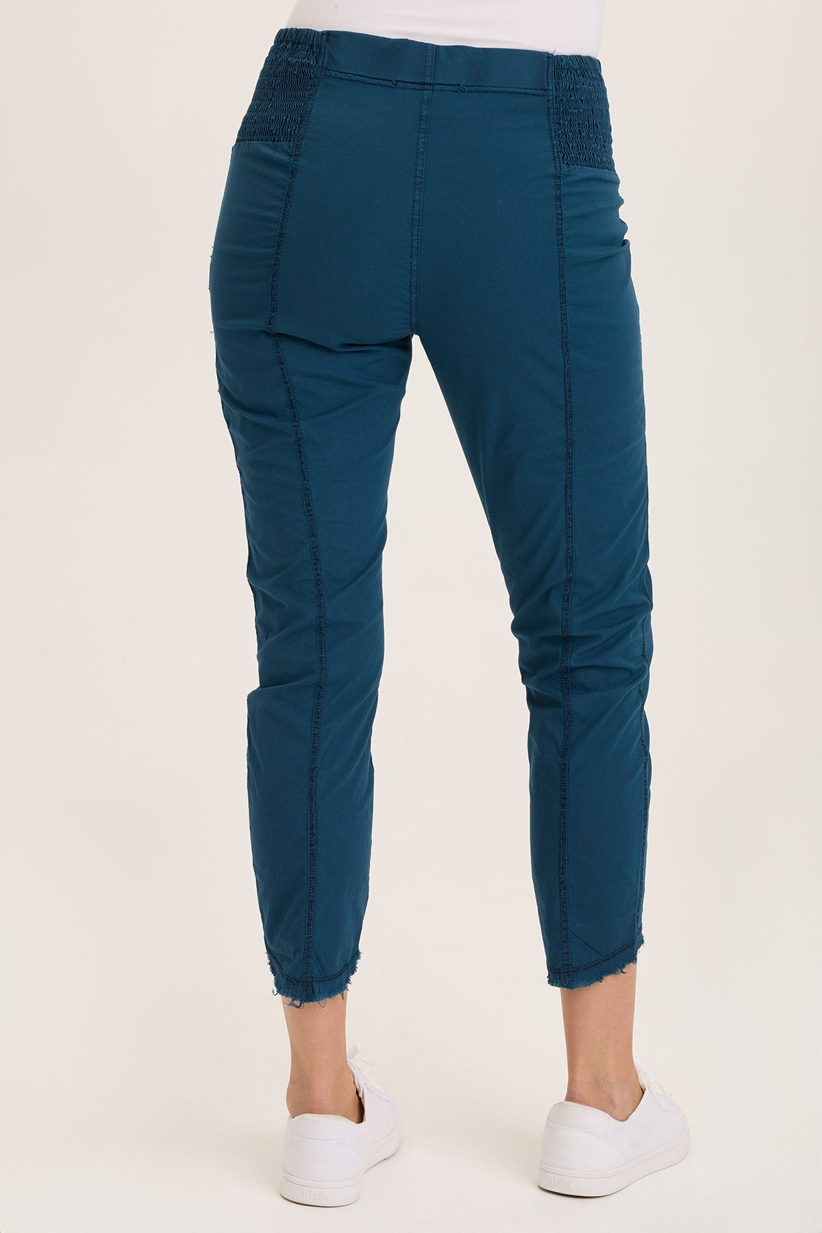 Acker Women's Slim Fit Zip-Up Crop Top - Stylish & Comfortable for Casual Wear, Workouts & Layering