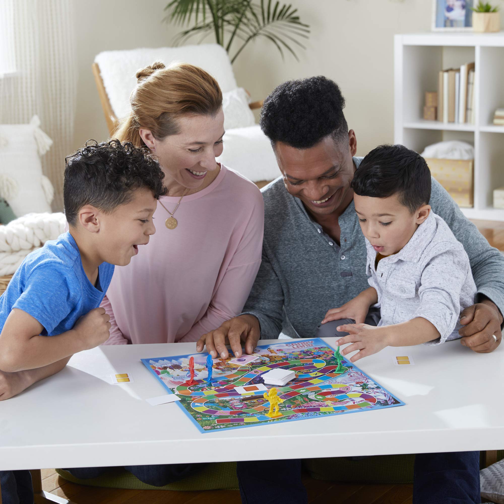 Hasbro Candy Land Board Game for Kids - Classic Family Fun Game for Ages 3+ | Perfect for Birthday Parties, Family Game Nights & Indoor Activities