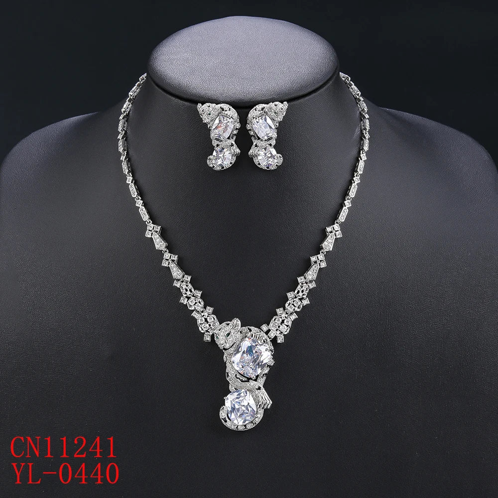 Wholesale Retro Cubic Zirconia Leopard Necklace & Earrings Set for Women - Fashion Animal Jewelry Gift for Party, Date Night & Special Occasions