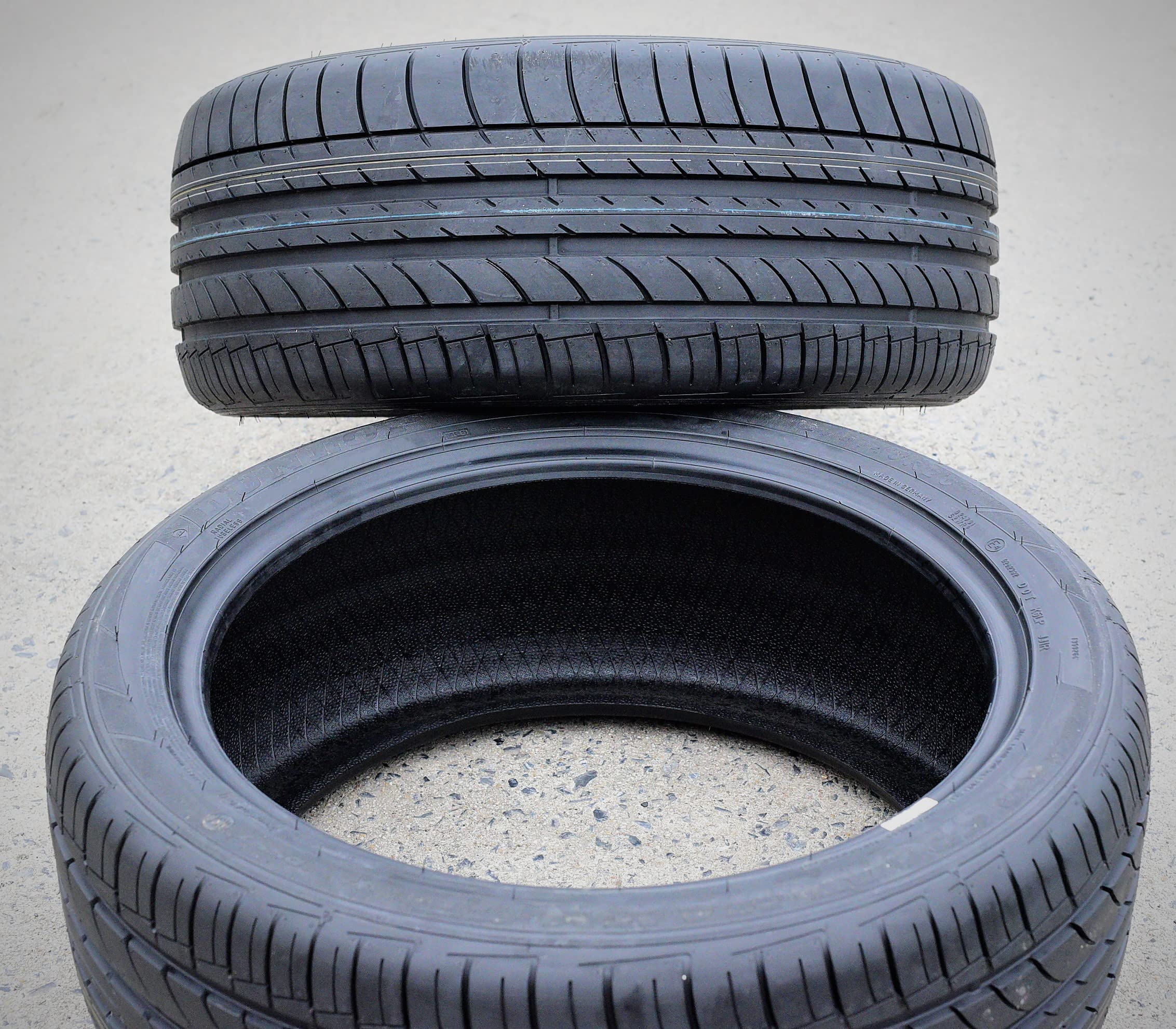 Dunlop SP Sport Maxx DSST ROF Summer Radial Tire - 275/35R19 96Y High Performance Tires for Sports Cars & Luxury Vehicles - Perfect for Summer Driving & High-Speed Handling