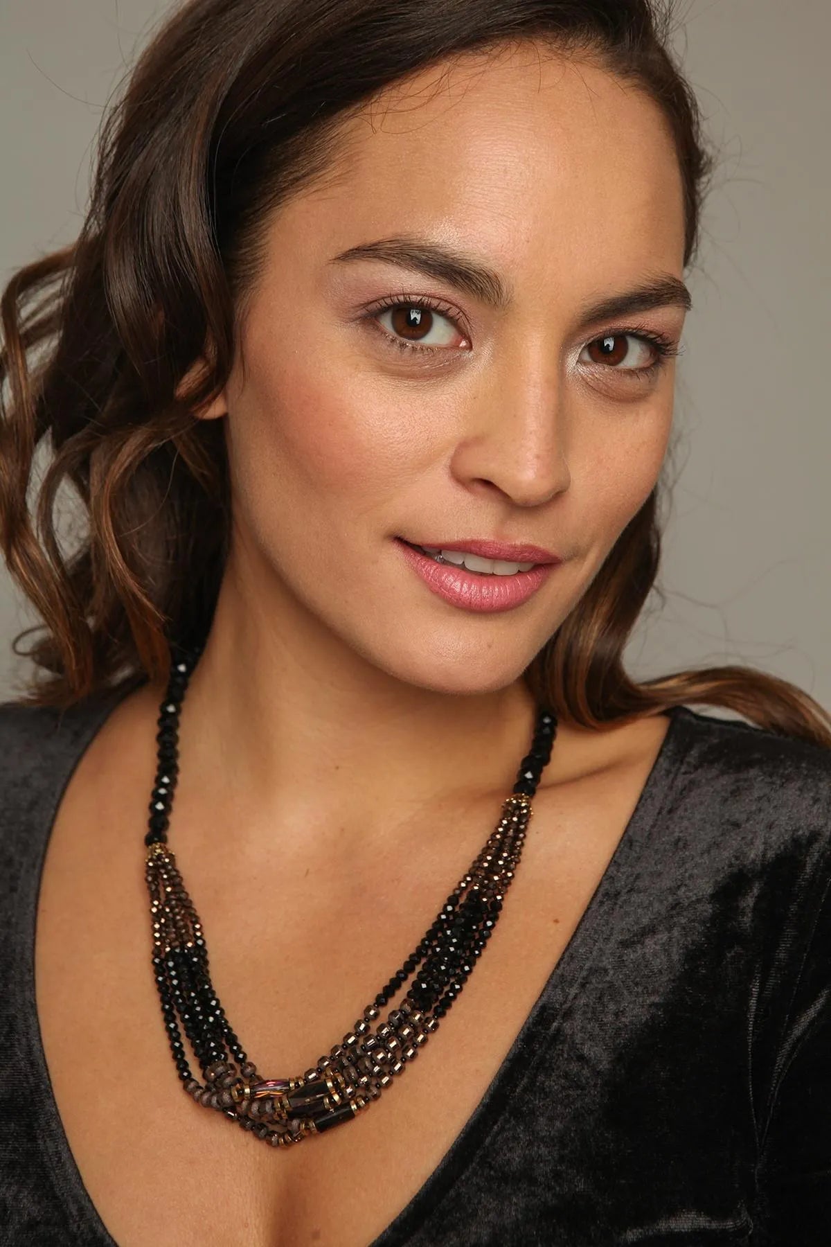 Elegant Black Glass Beaded Multi-Layer Necklace for Women - Perfect for Parties, Weddings & Evening Events