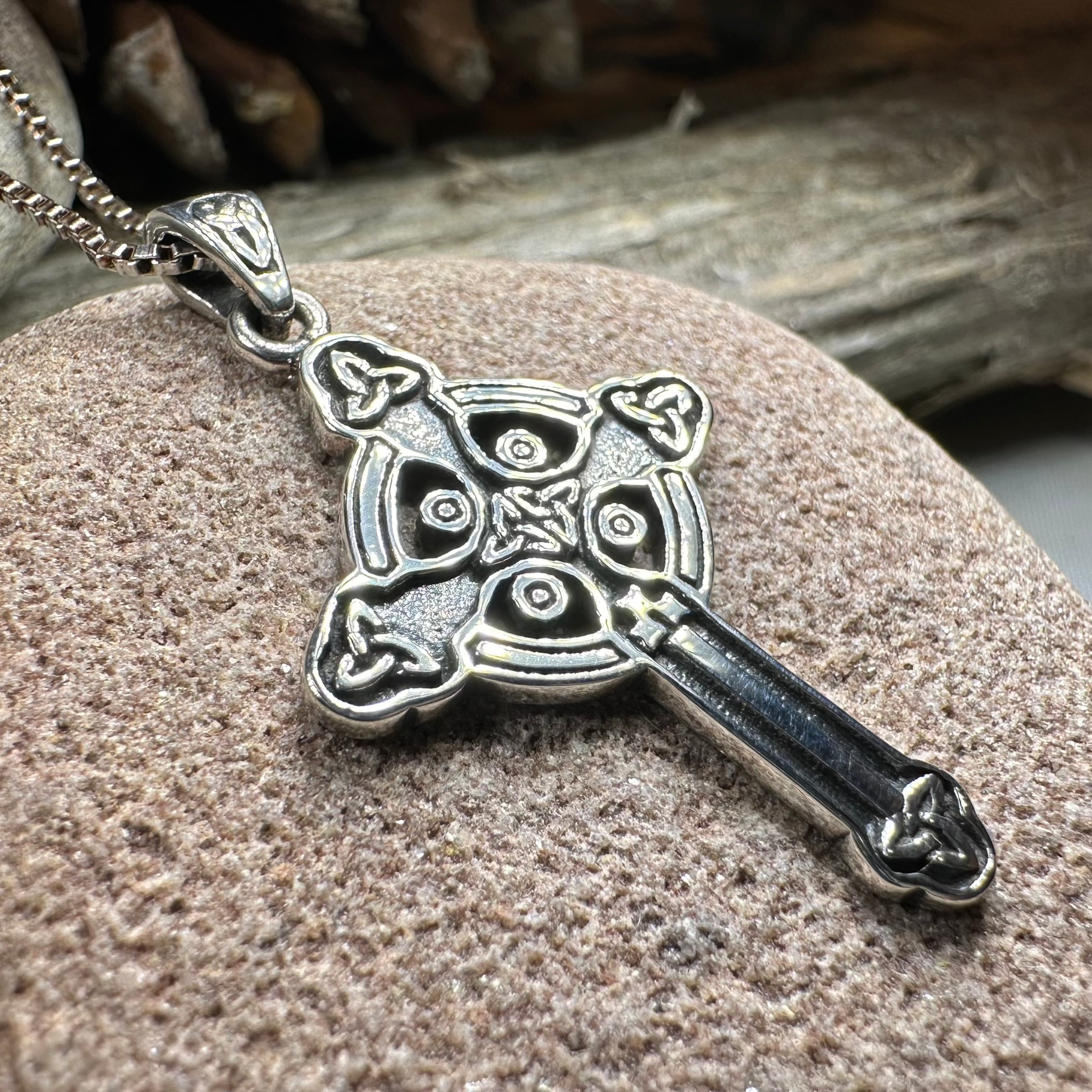Celtic Cross Necklace for Women - Stainless Steel Irish Pendant with 18