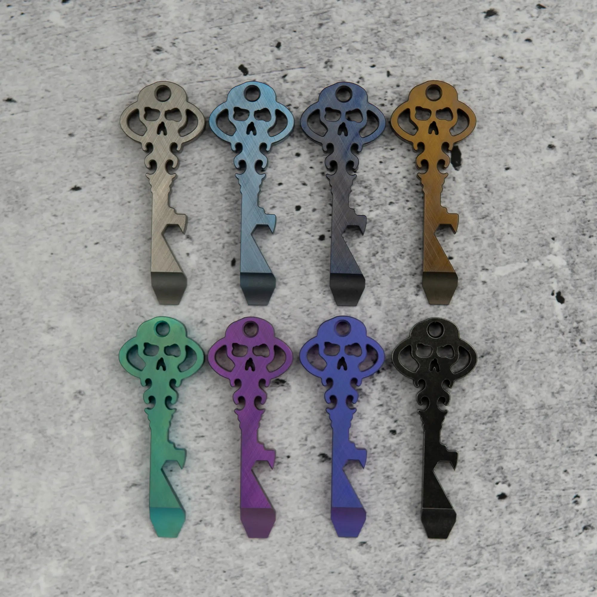 Chaves Key Tool Pry Bar - High-Quality Multi-Tool for EDC, Survival & Tactical Use - Perfect for Outdoor Adventures, Camping & Emergency Situations