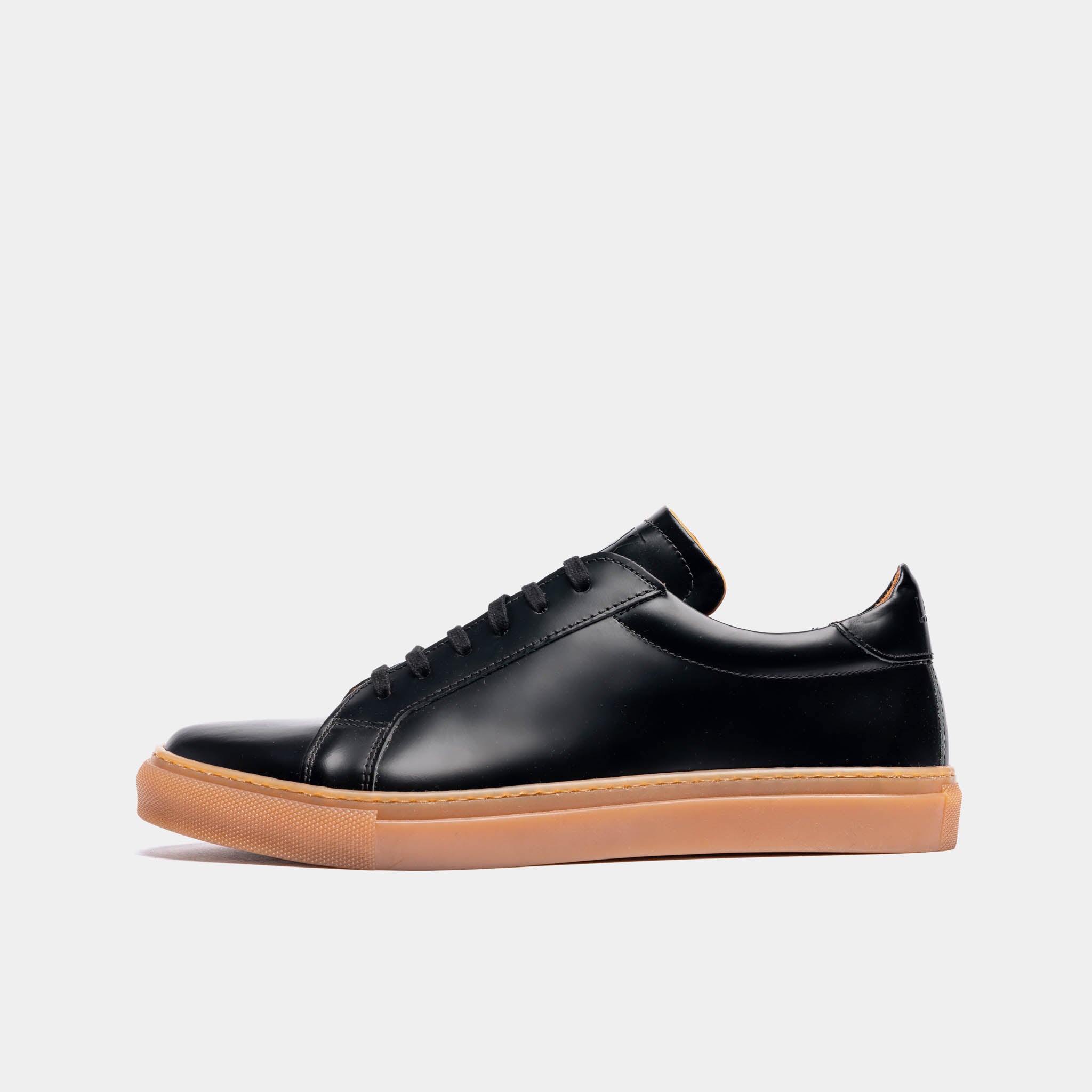 ANCOATS GUM & BLACK - Stylish and Durable Sneakers for Men & Women | Perfect for Casual Wear, Running, and Outdoor Activities