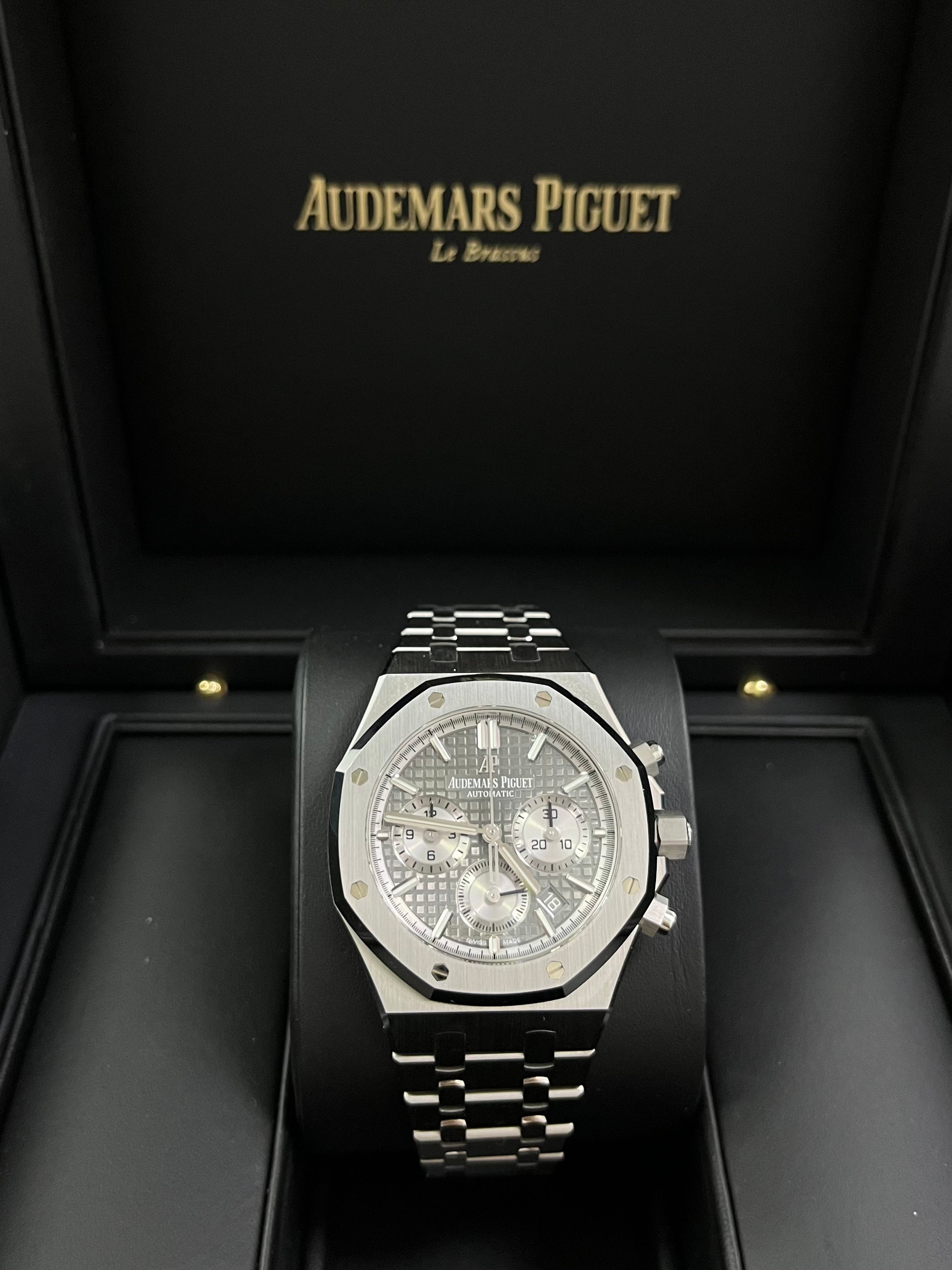Audemars Piguet Royal Oak Selfwinding Stainless Steel Watch - Grey Dial with Silver Sub Dials (Ref# 26315ST.OO.1256ST.02) | Luxury Automatic Watch for Men, Business Meetings & Special Occasions