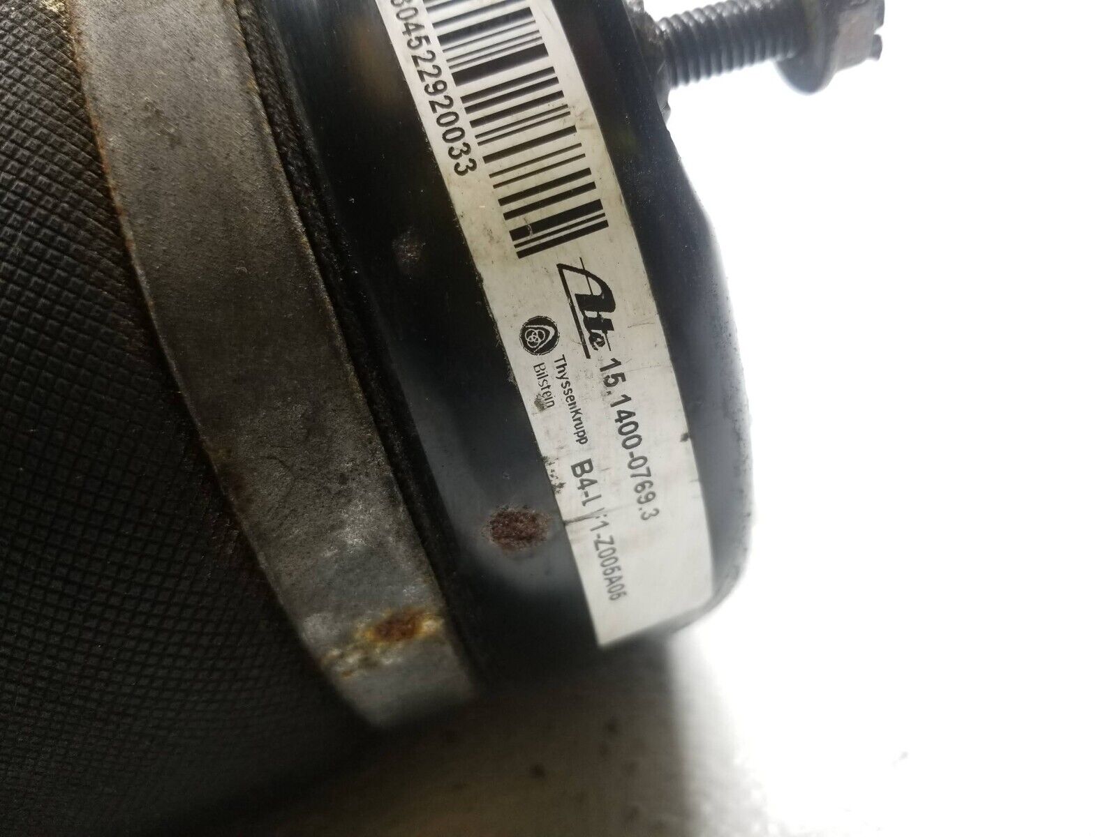 2006-2011 Mercedes ML500 Front Left Shock Strut Absorber Air Suspension OEM Replacement - Perfect for Smooth Rides & Off-Road Adventures