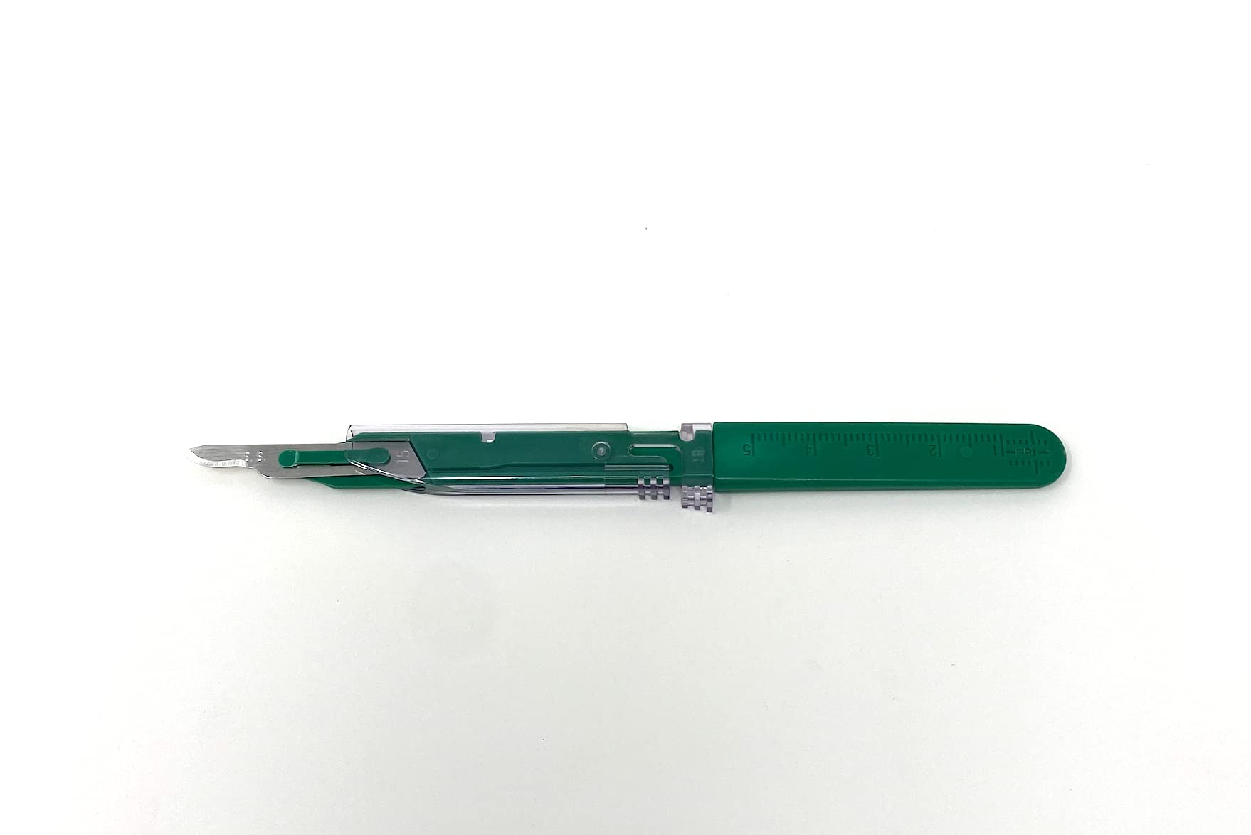 Sterile Disposable Safety Scalpels - Size 15 Stainless Steel Surgical Blades with Plastic Handle & Metric Line, Individually Foil Wrapped (500 Count Case) - Ideal for Medical Procedures, First Aid Kits & Veterinary Use