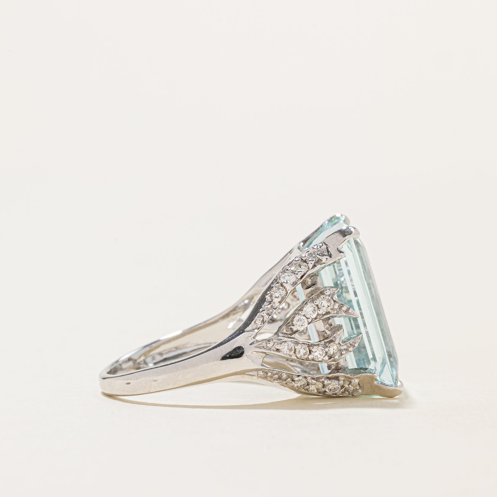 Stunning 13.00ct Aquamarine & 0.28ct Diamond Cocktail Ring - Size 8.5 | Elegant Statement Jewelry for Weddings, Parties & Special Occasions