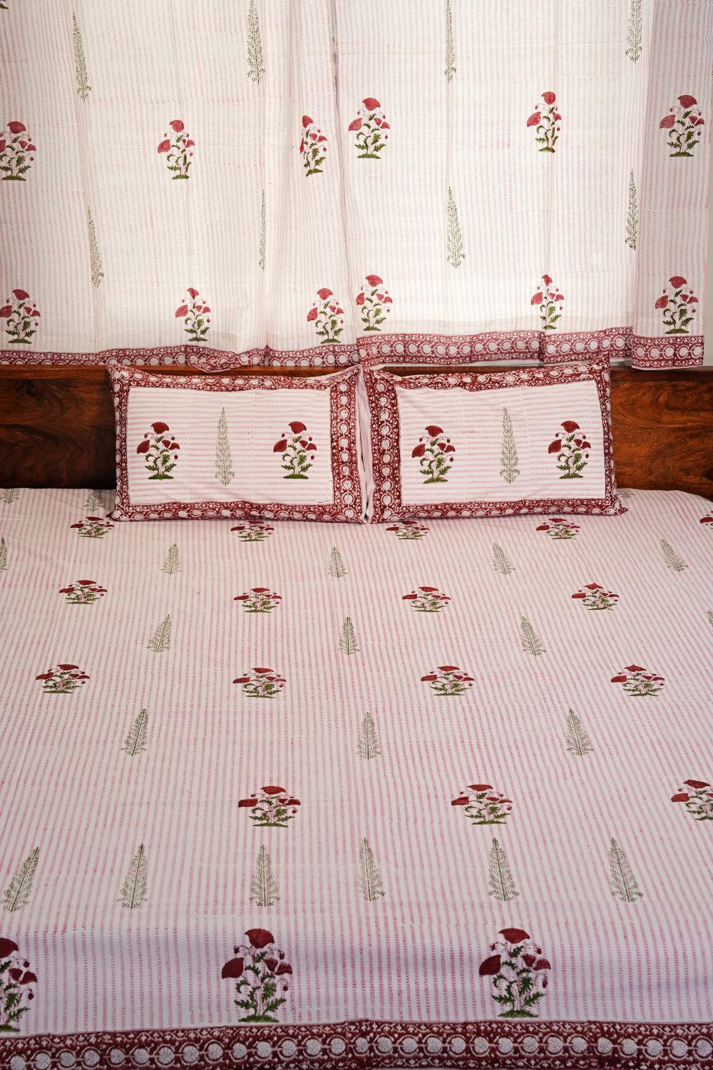 Hand Block Printed Crimson Poppy Cotton Percale Bedsheet Set - Premium Soft & Breathable Bedding for Master Bedroom, Guest Room & Dorm - Perfect for All Seasons