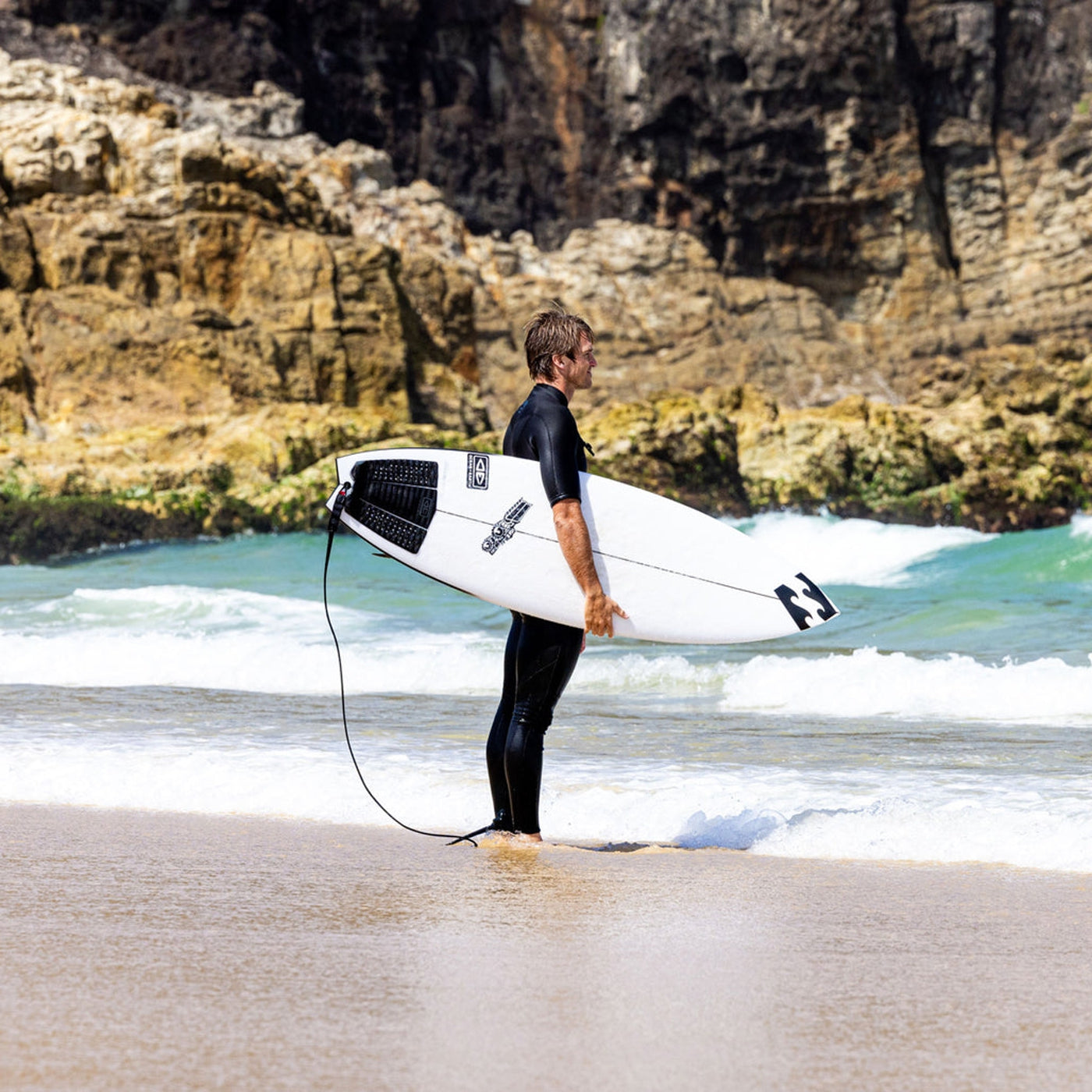 JS Industries Xero Fusion 5'9 HYFI 3.0 Surfboard with Futures 5 Fin System - Perfect for Performance Surfing and Wave Riding