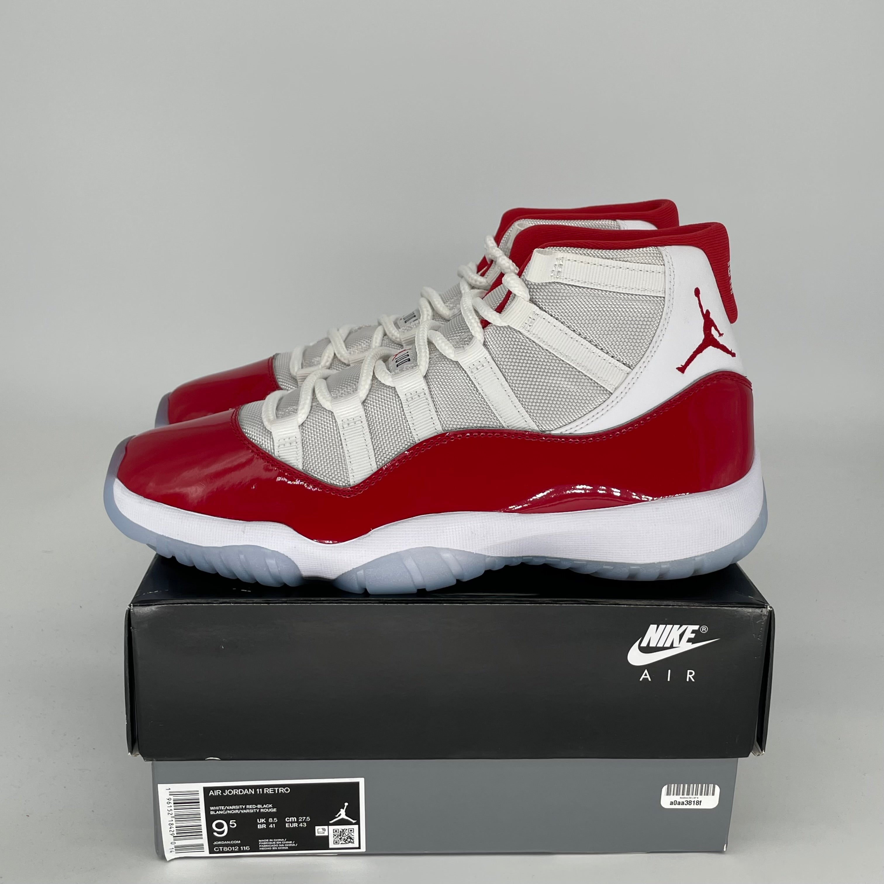 AIR JORDAN 11 Retro 