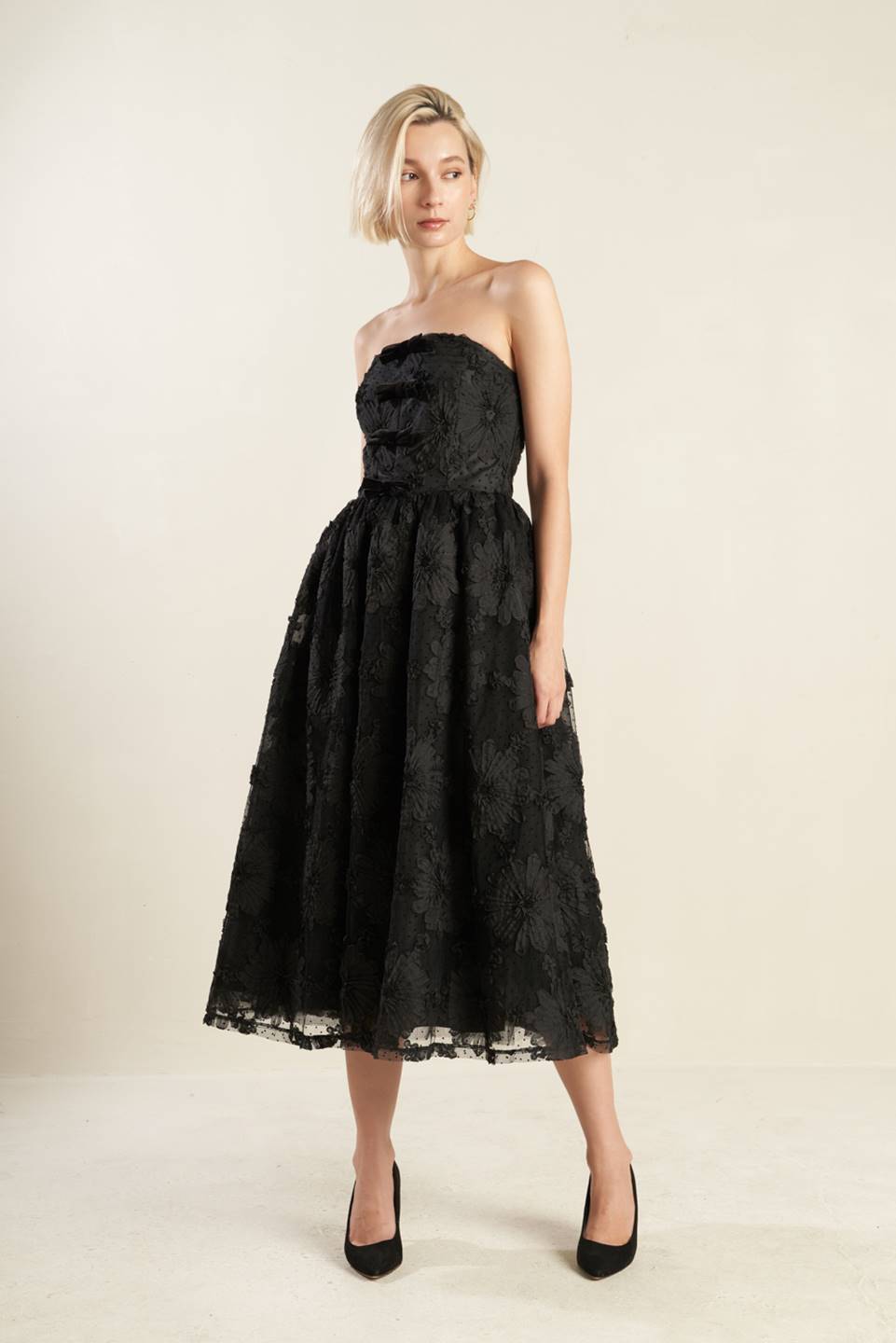 Confidence Game Lace Midi Dress - Elegant Floral Lace Party Dress for Women, Perfect for Weddings, Cocktail Parties & Date Nights