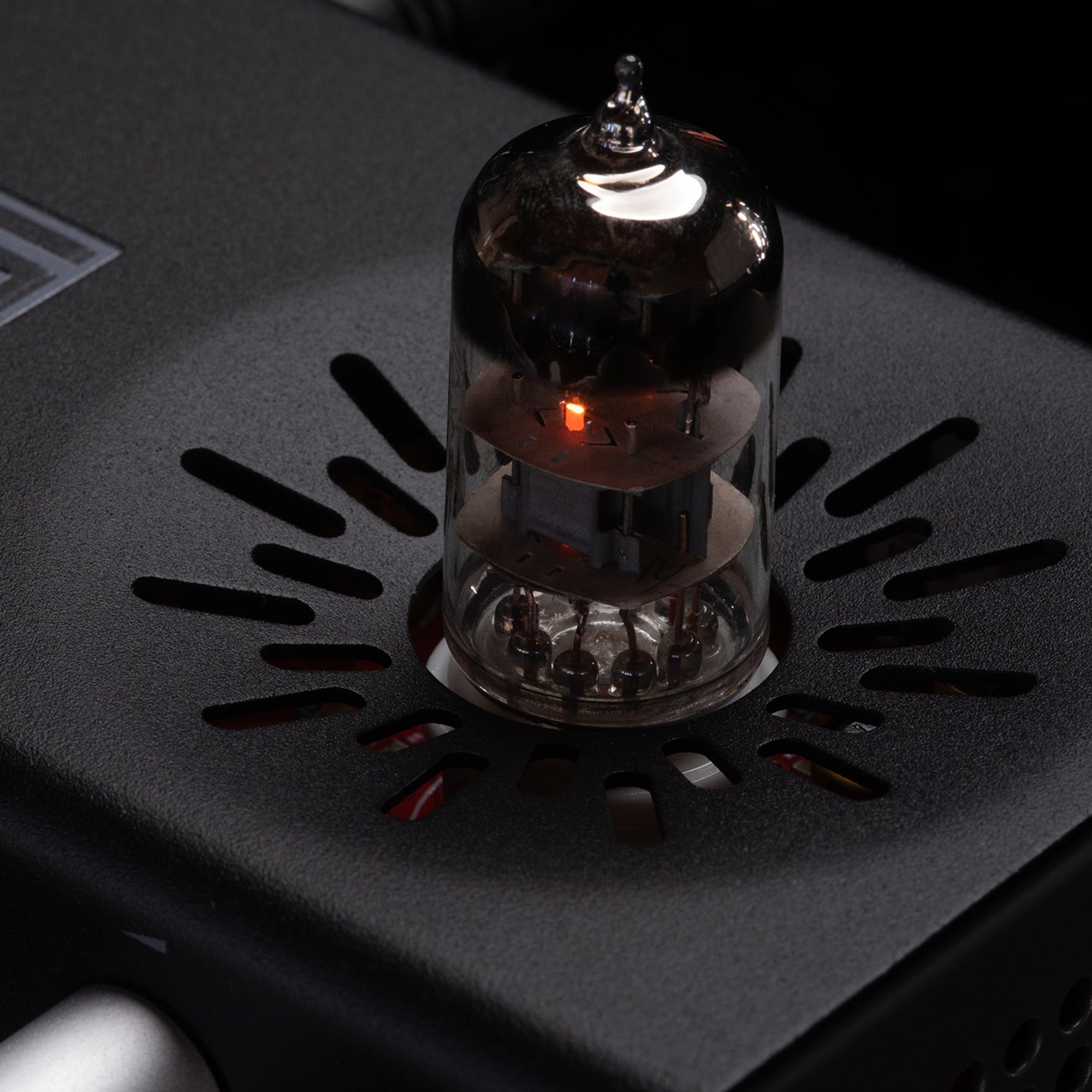 Schiit Audio Vali 3 Hybrid Tube Headphone Amplifier - High-Performance Audio for Home Studio, Gaming & Music Listening