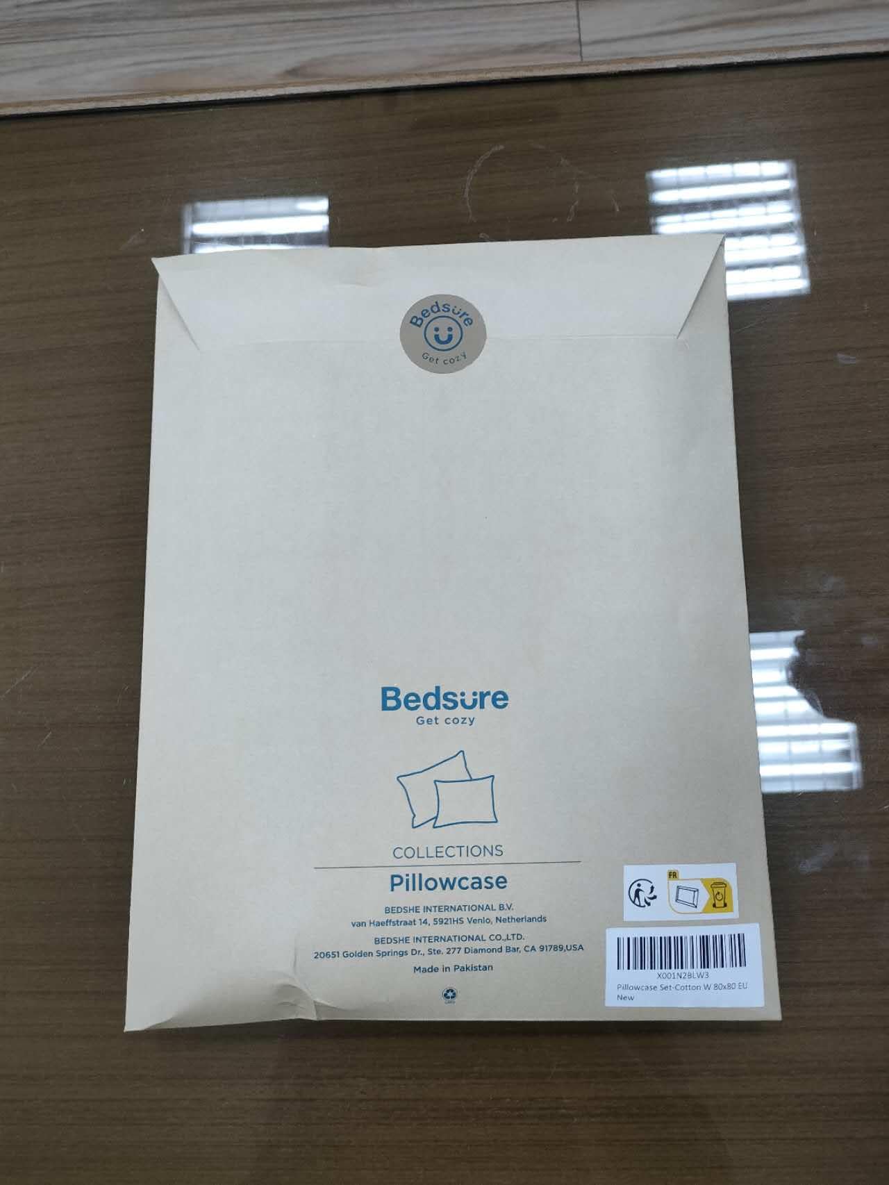 Bedsure 2 Pack Standard Size Pillowcases (50x75 cm) - Soft Brushed Microfiber Pillow Covers with Envelope Closure for Hair & Skin Care, Dark Grey - Perfect for Bedroom, Guest Room & Home Decor Gifts for Women