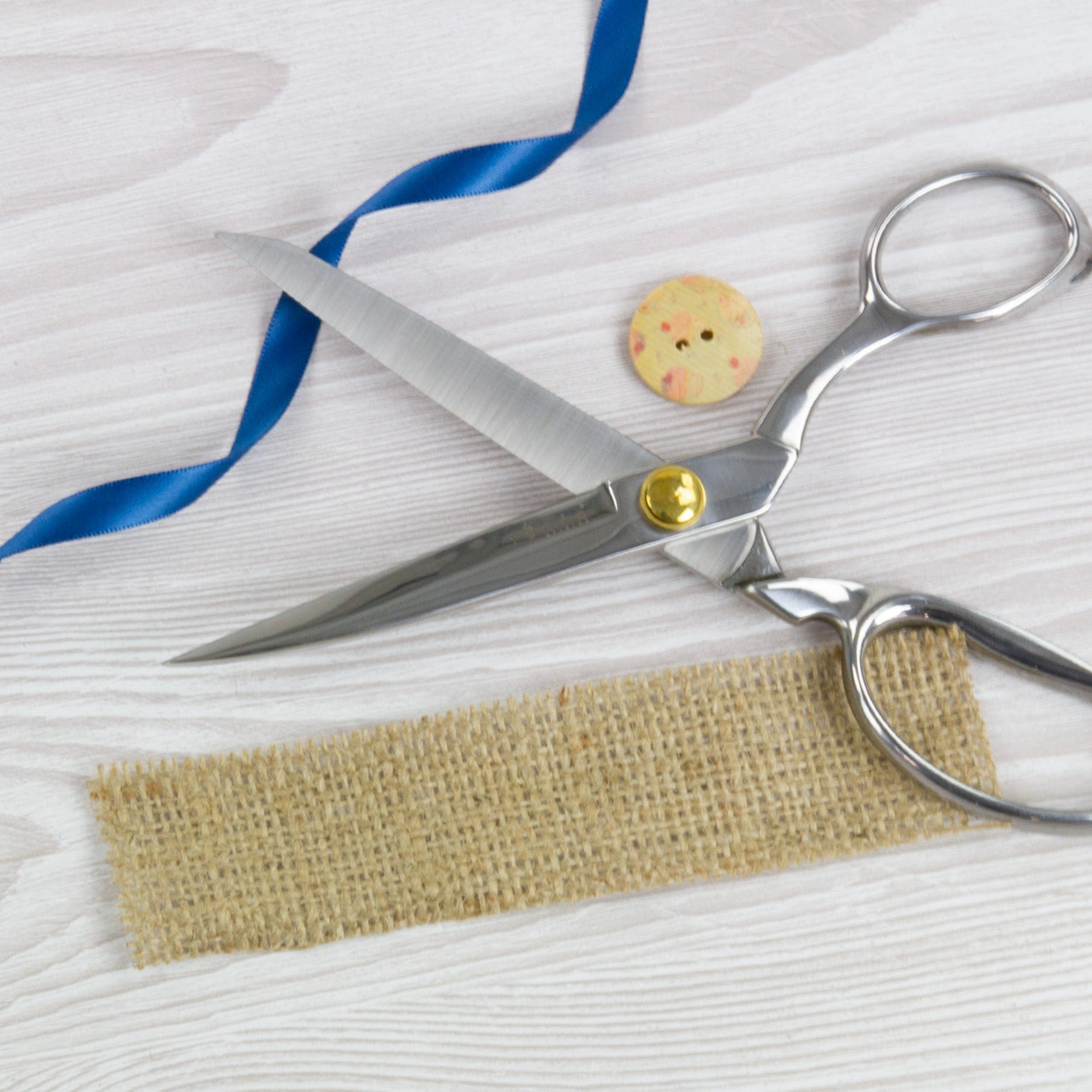 Tonic Studios Forged Fabric Scissors 8 Inch (20cm) - Professional Sewing & Craft Scissors for Fabric, Quilting, Dressmaking - Model 2659e